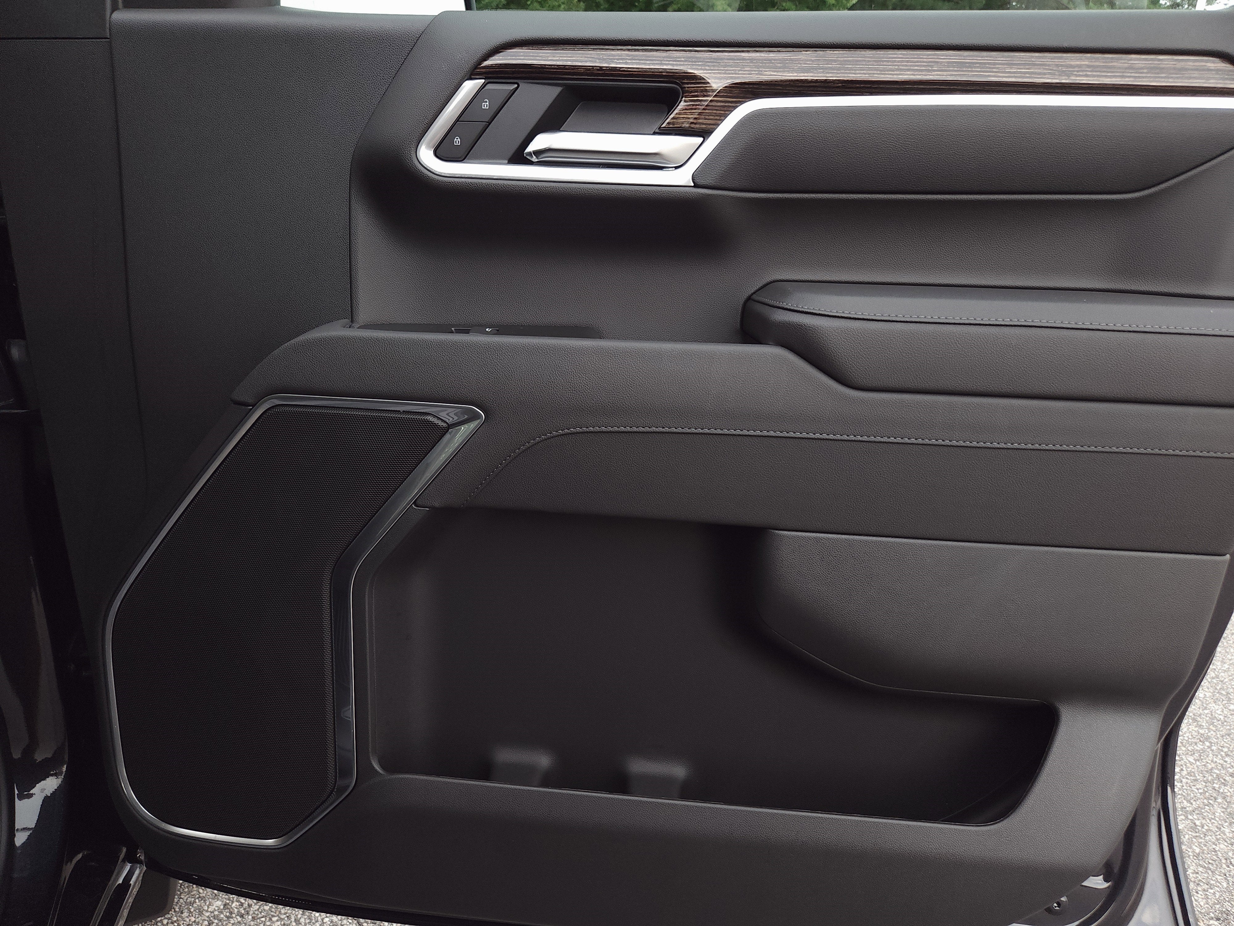 2025 GMC Sierra 1500 SLE