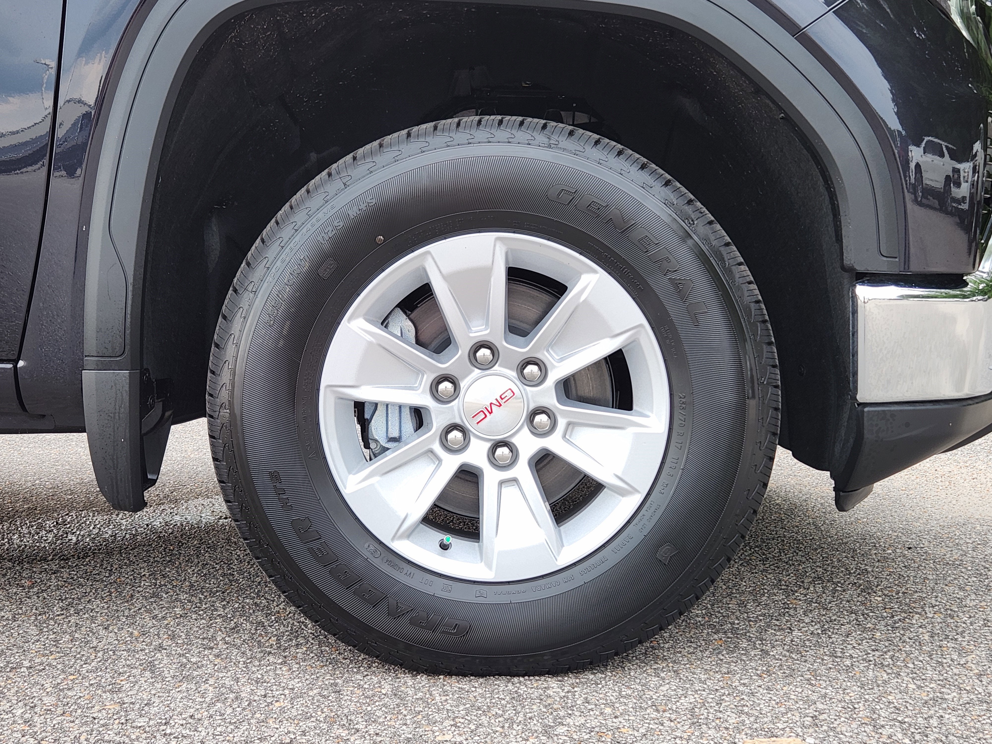 2025 GMC Sierra 1500 SLE