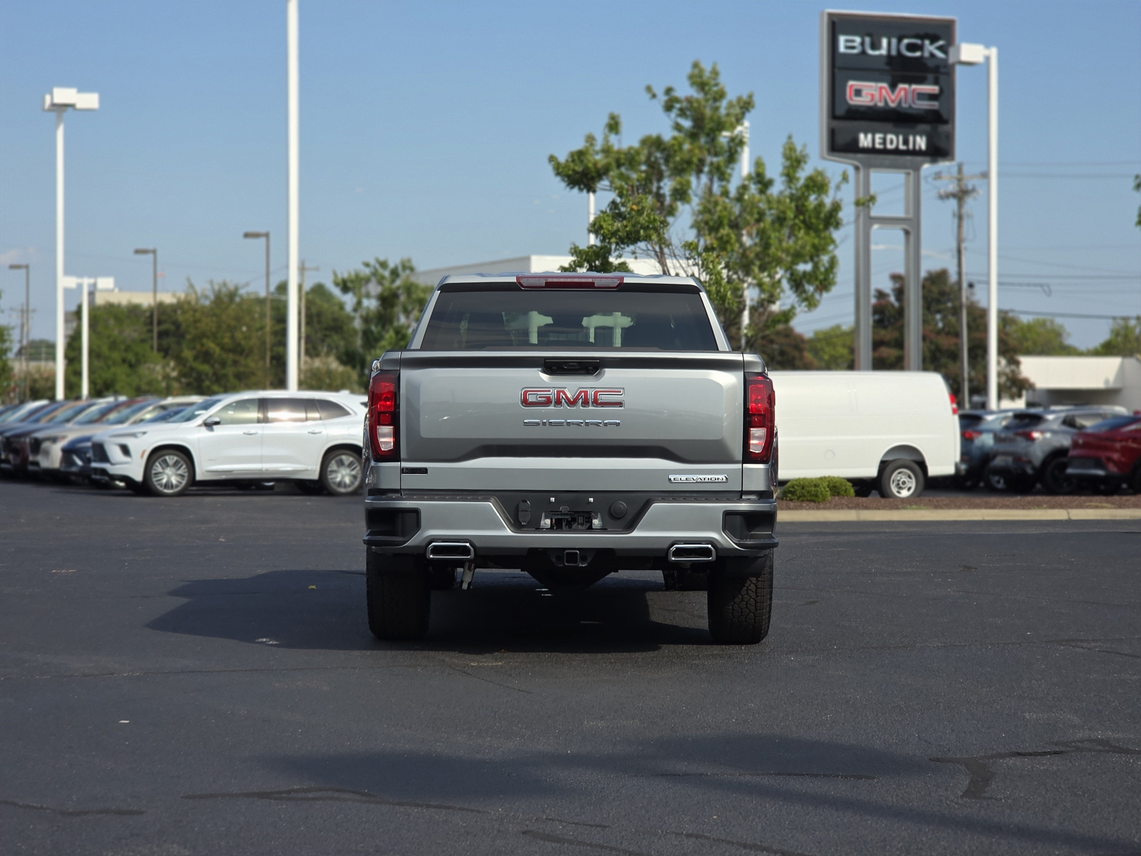 2026 GMC Sierra 1500 Elevation