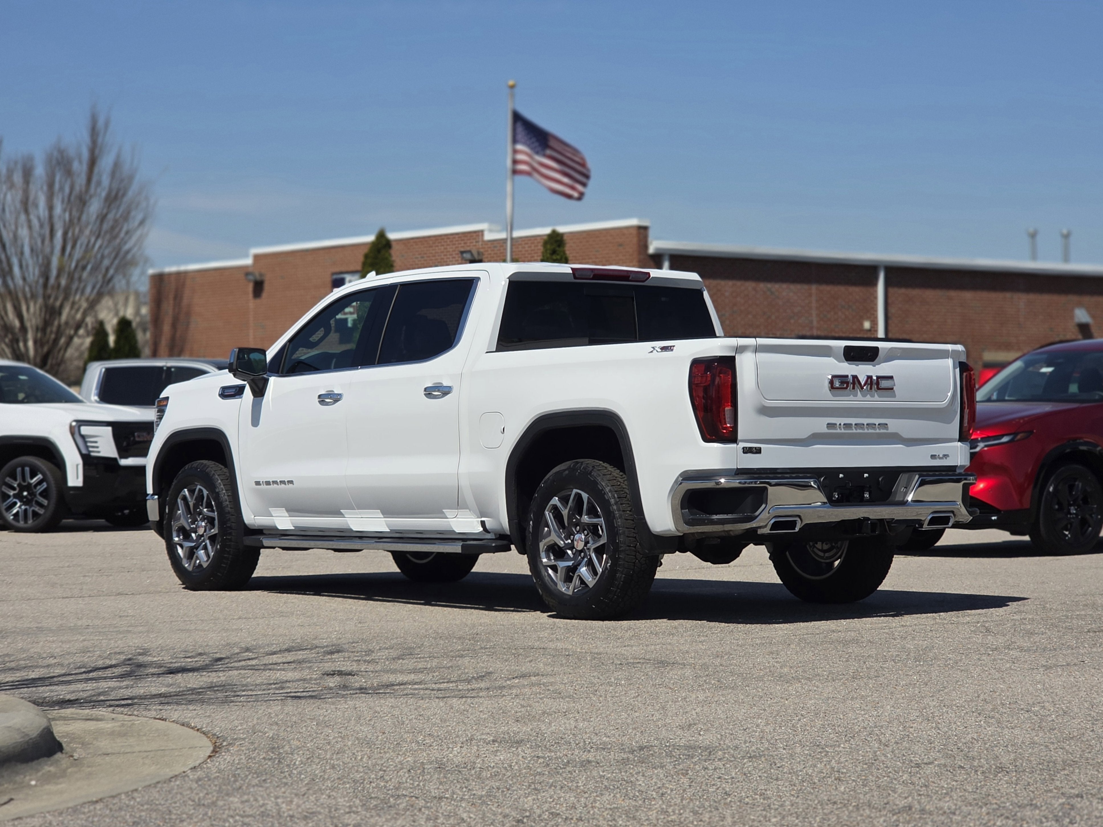 2026 GMC Sierra 1500 SLT
