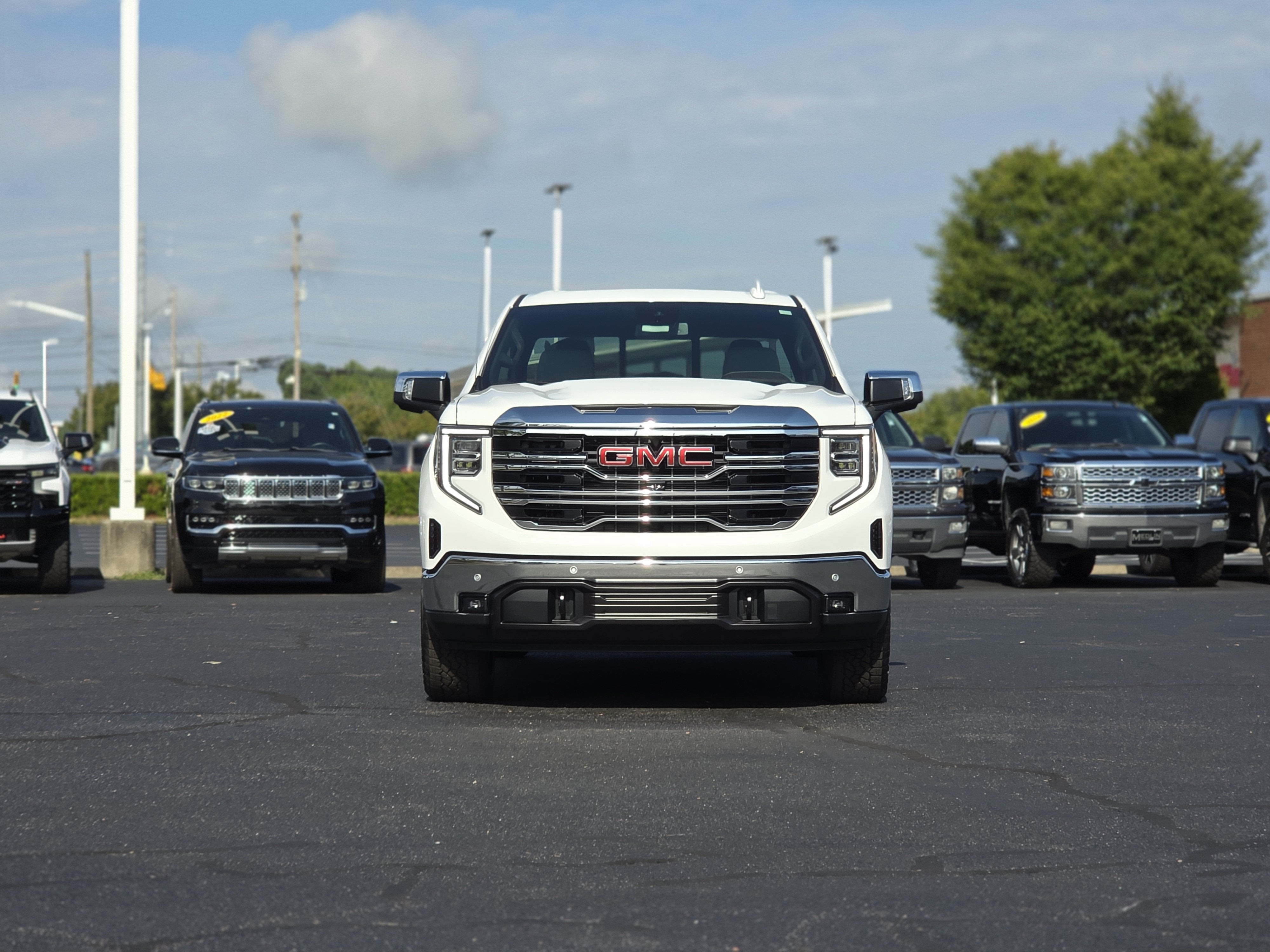 2026 GMC Sierra 1500 SLT