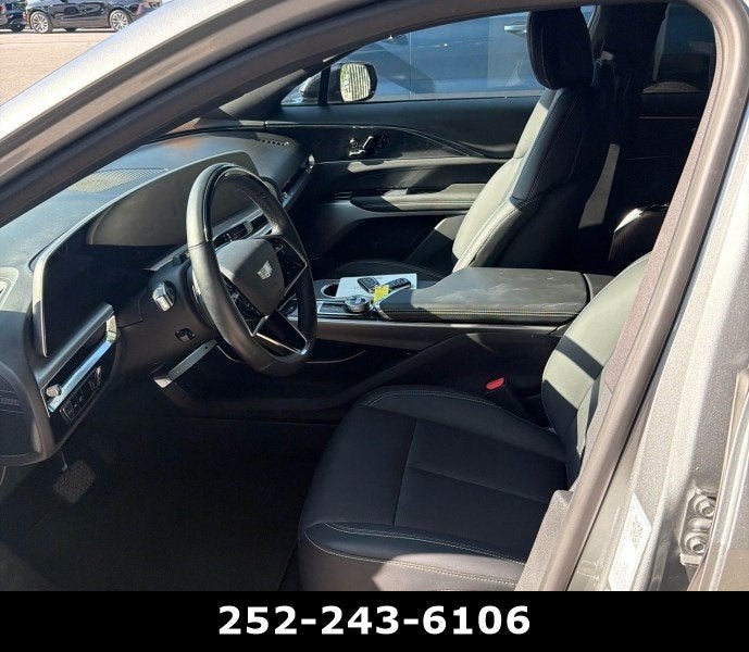 2024 Cadillac LYRIQ Sport