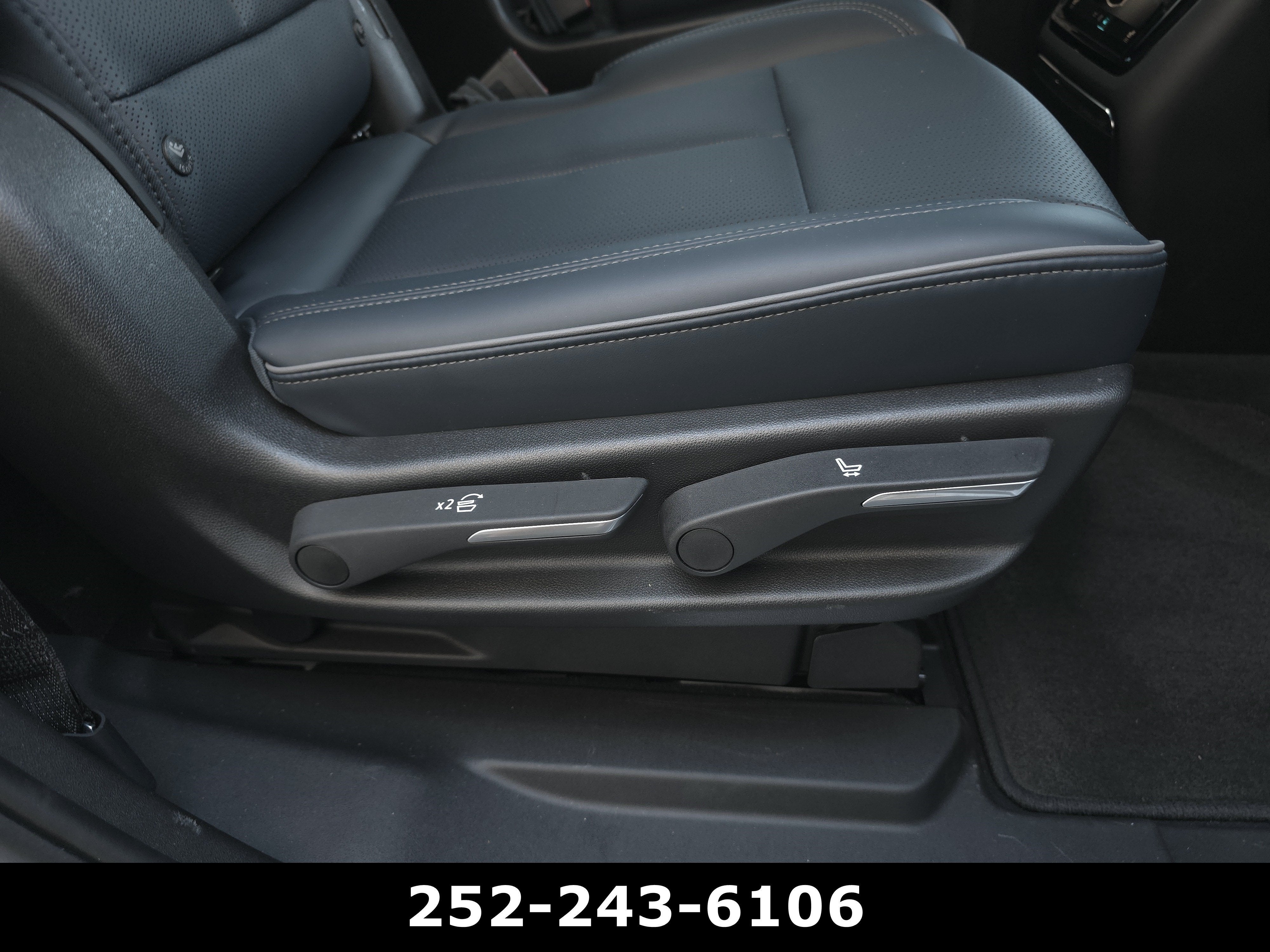 2026 Cadillac ESCALADE IQ Premium Sport