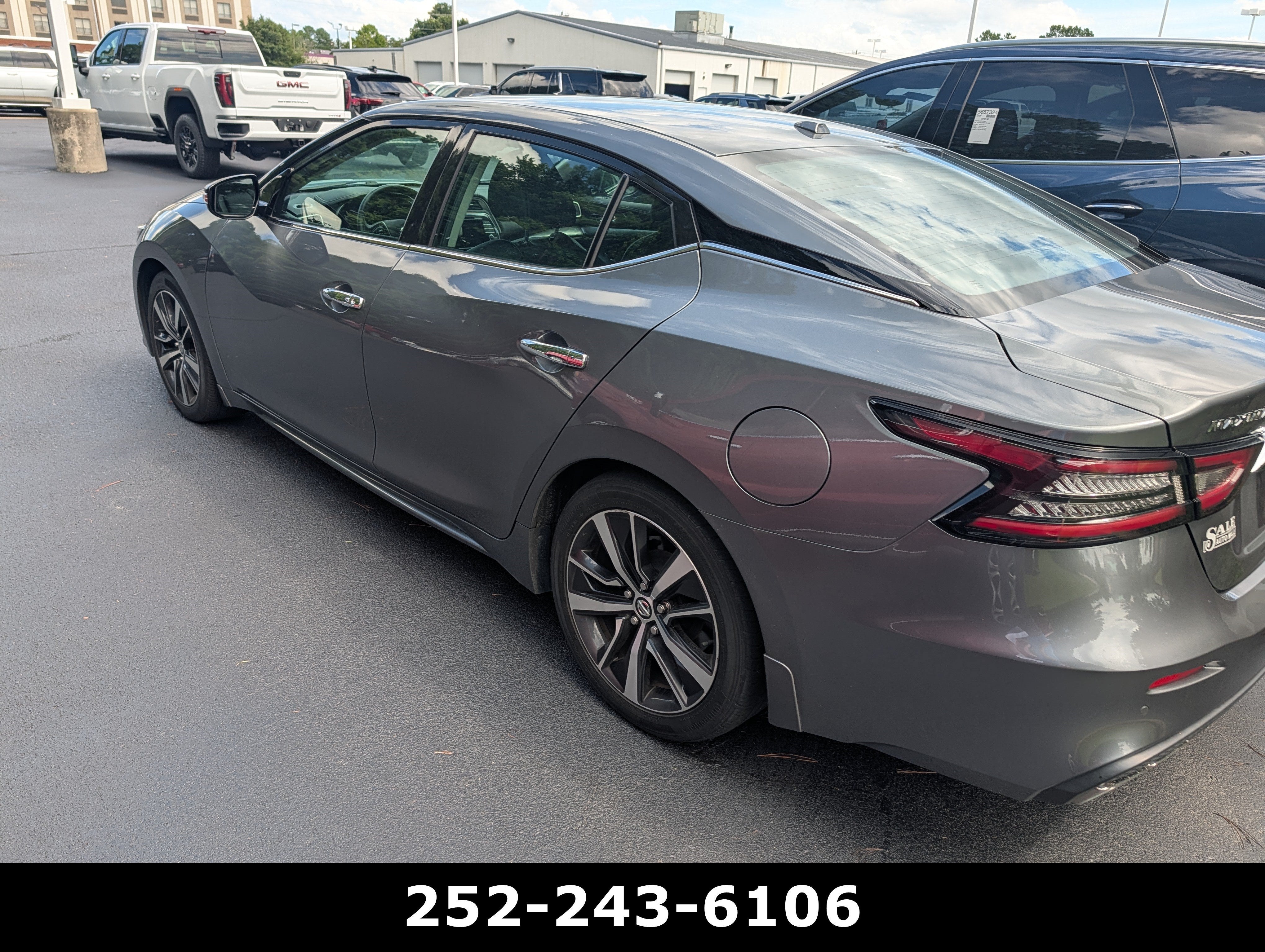 2020 Nissan Maxima SV