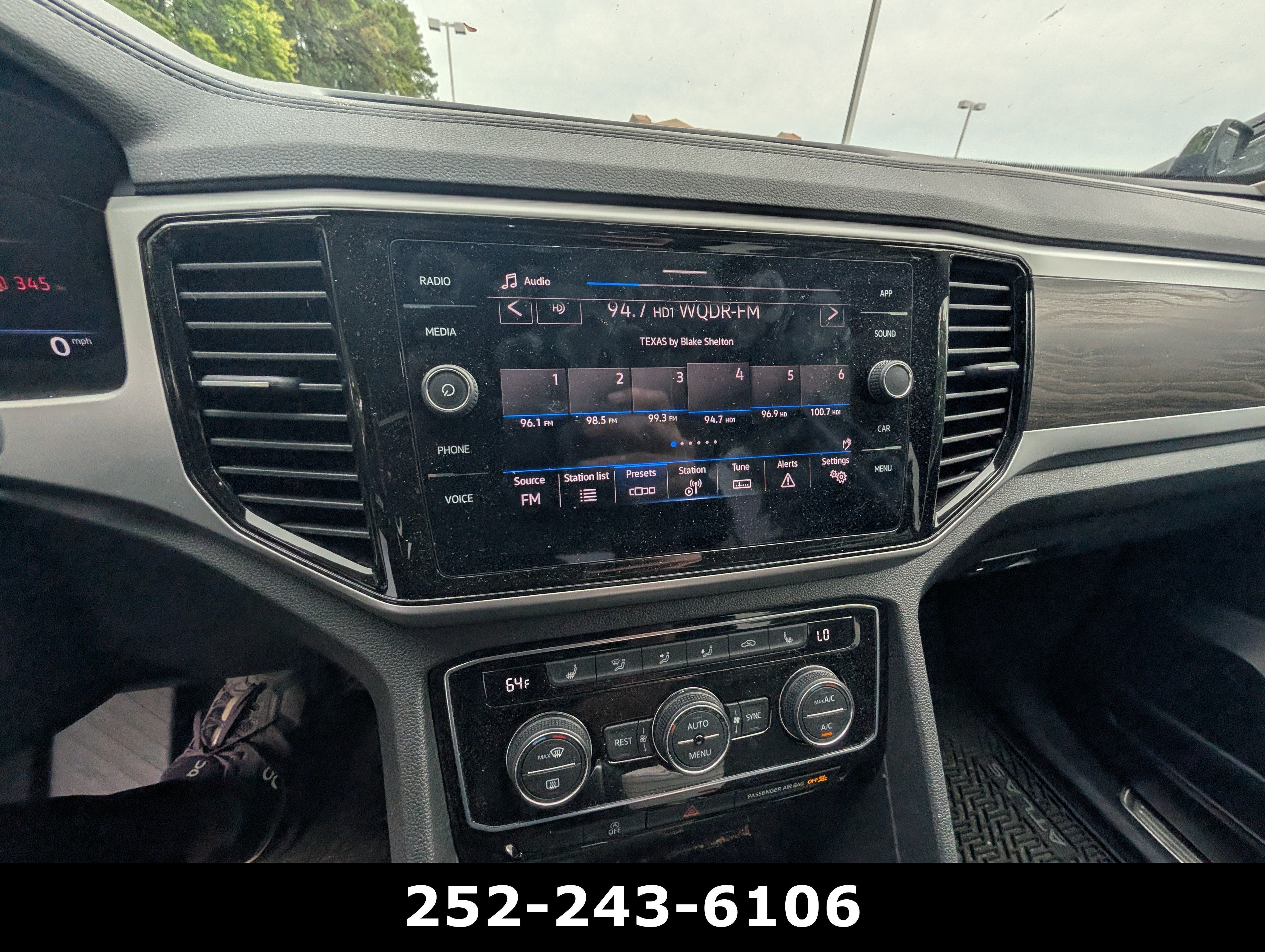 2023 Volkswagen Atlas 3.6L V6 SE w/Technology