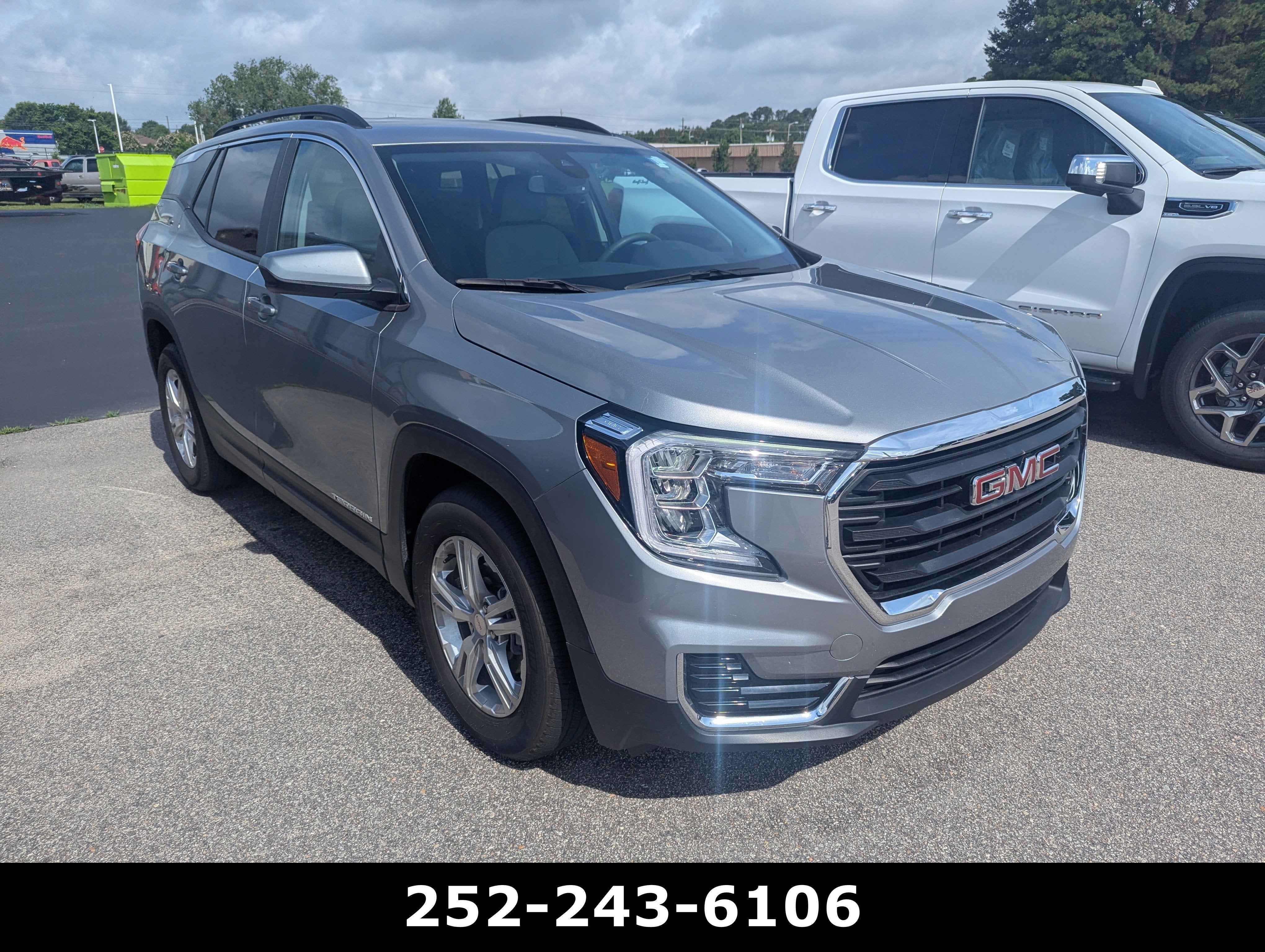 2024 GMC Terrain SLE