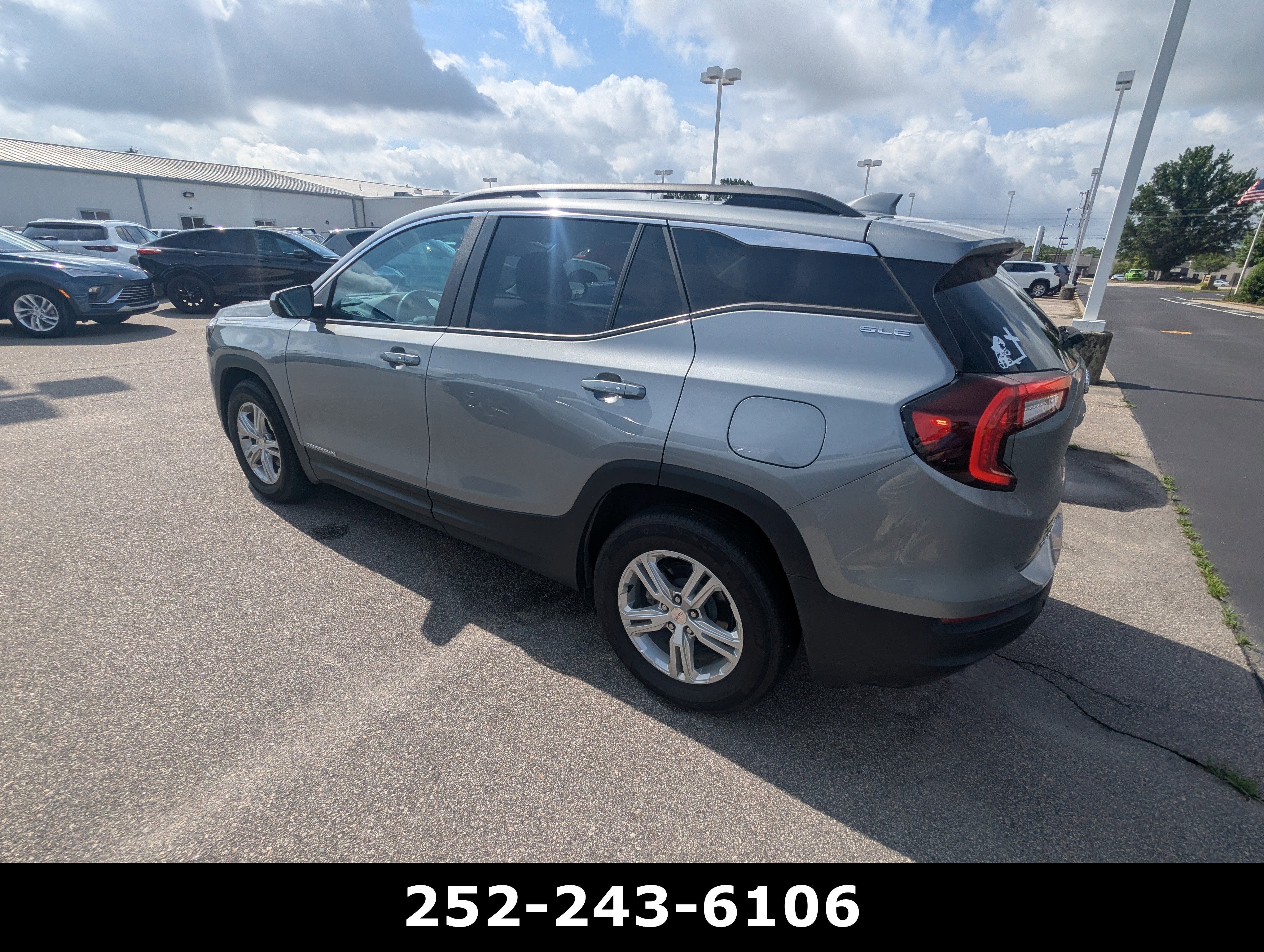 2024 GMC Terrain SLE