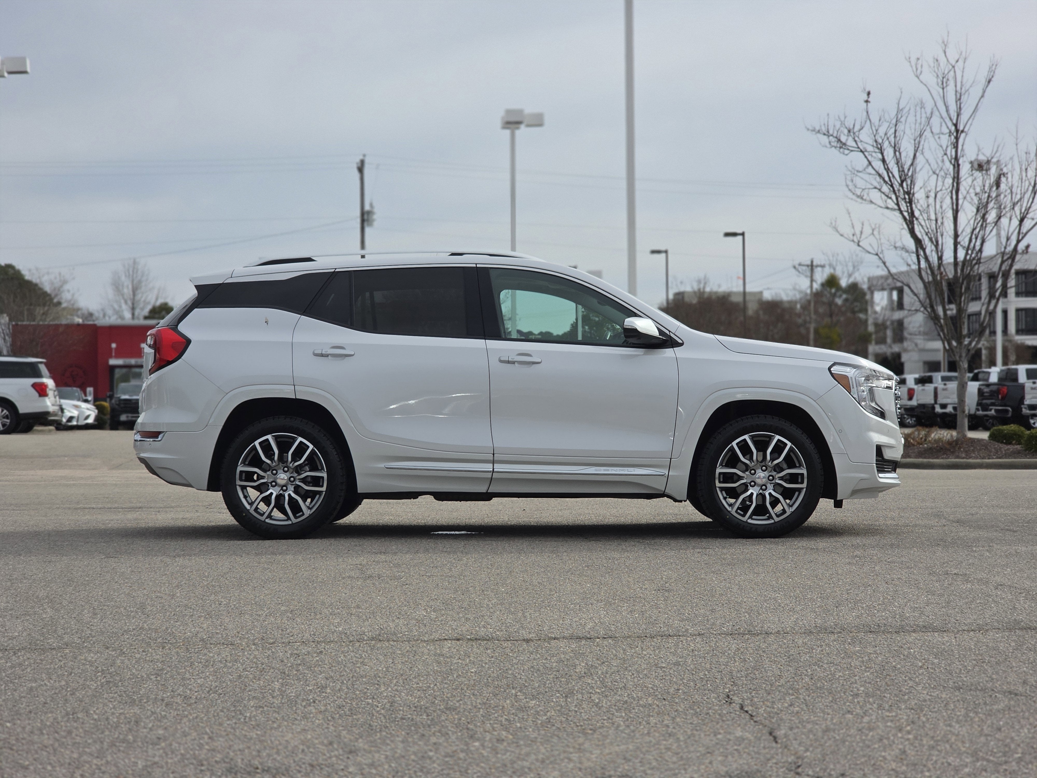 2023 GMC Terrain Denali