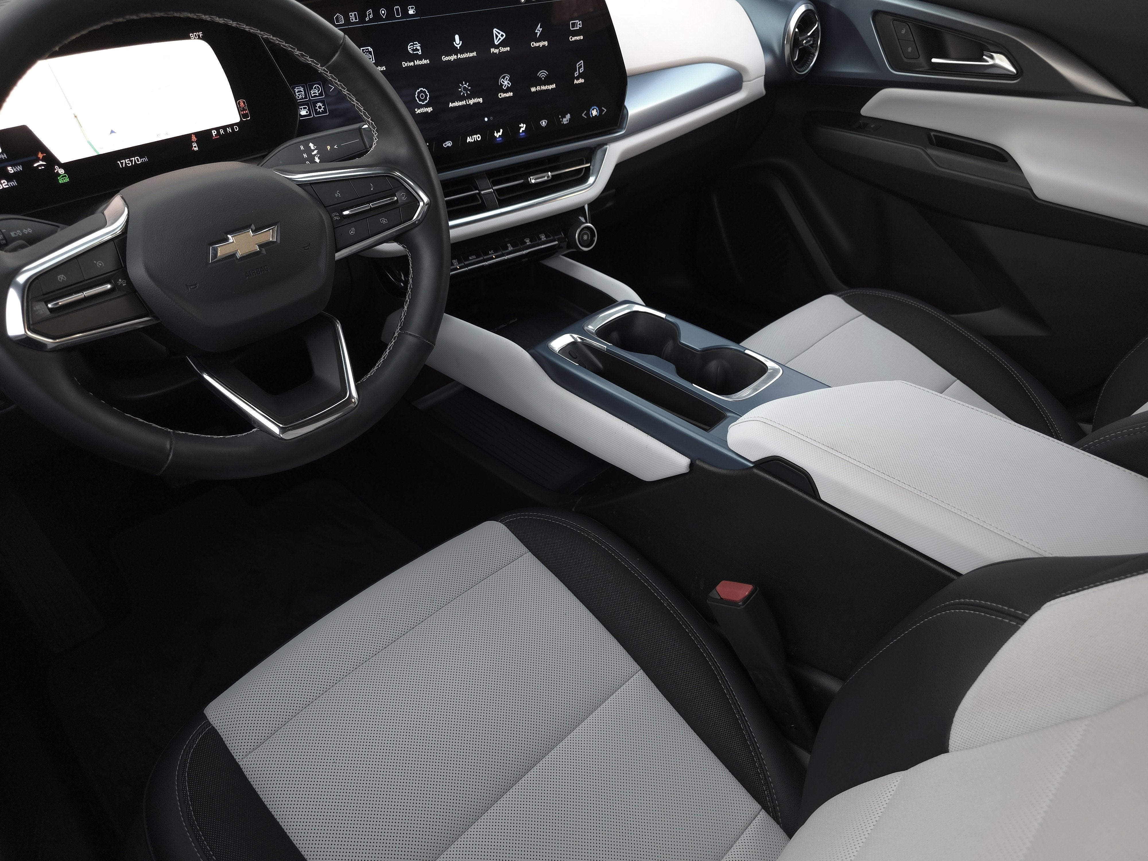 2025 Chevrolet Equinox EV LT