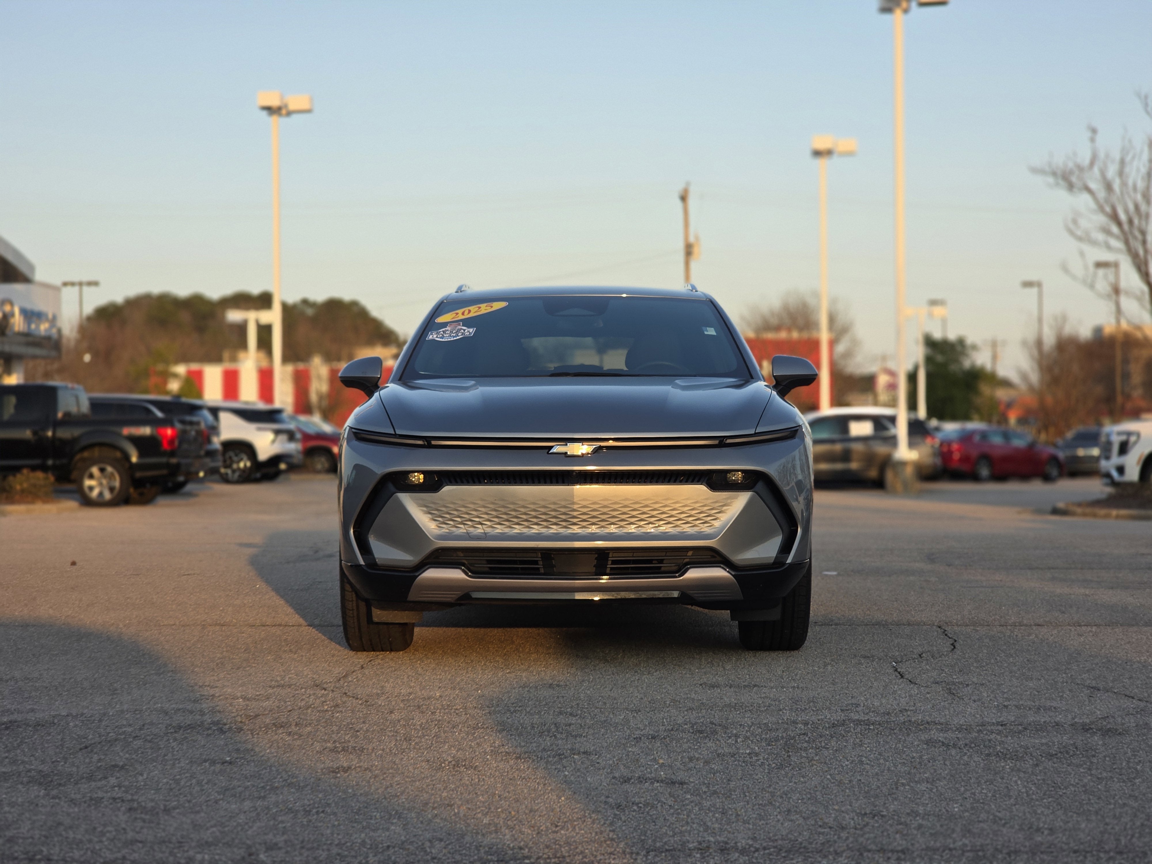 2025 Chevrolet Equinox EV LT