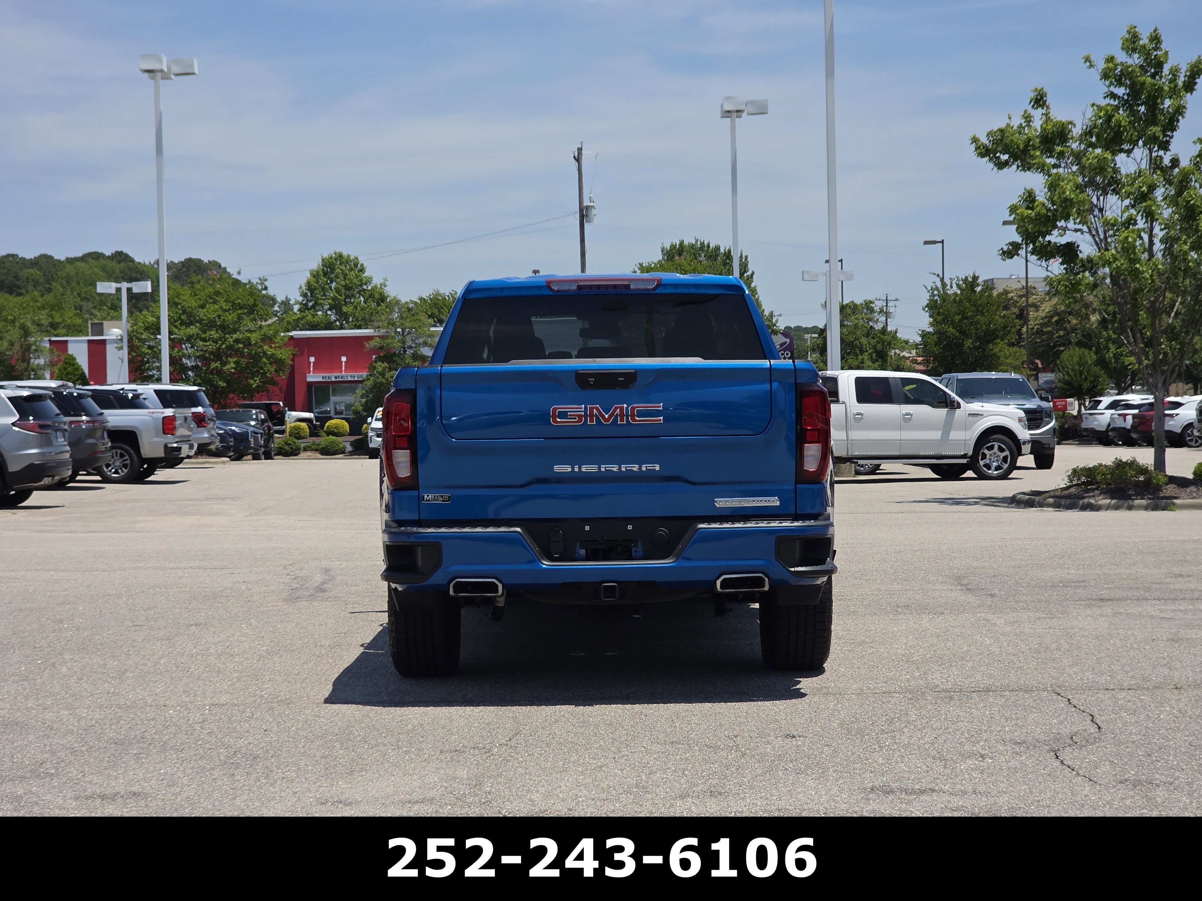 2022 GMC Sierra 1500 Elevation