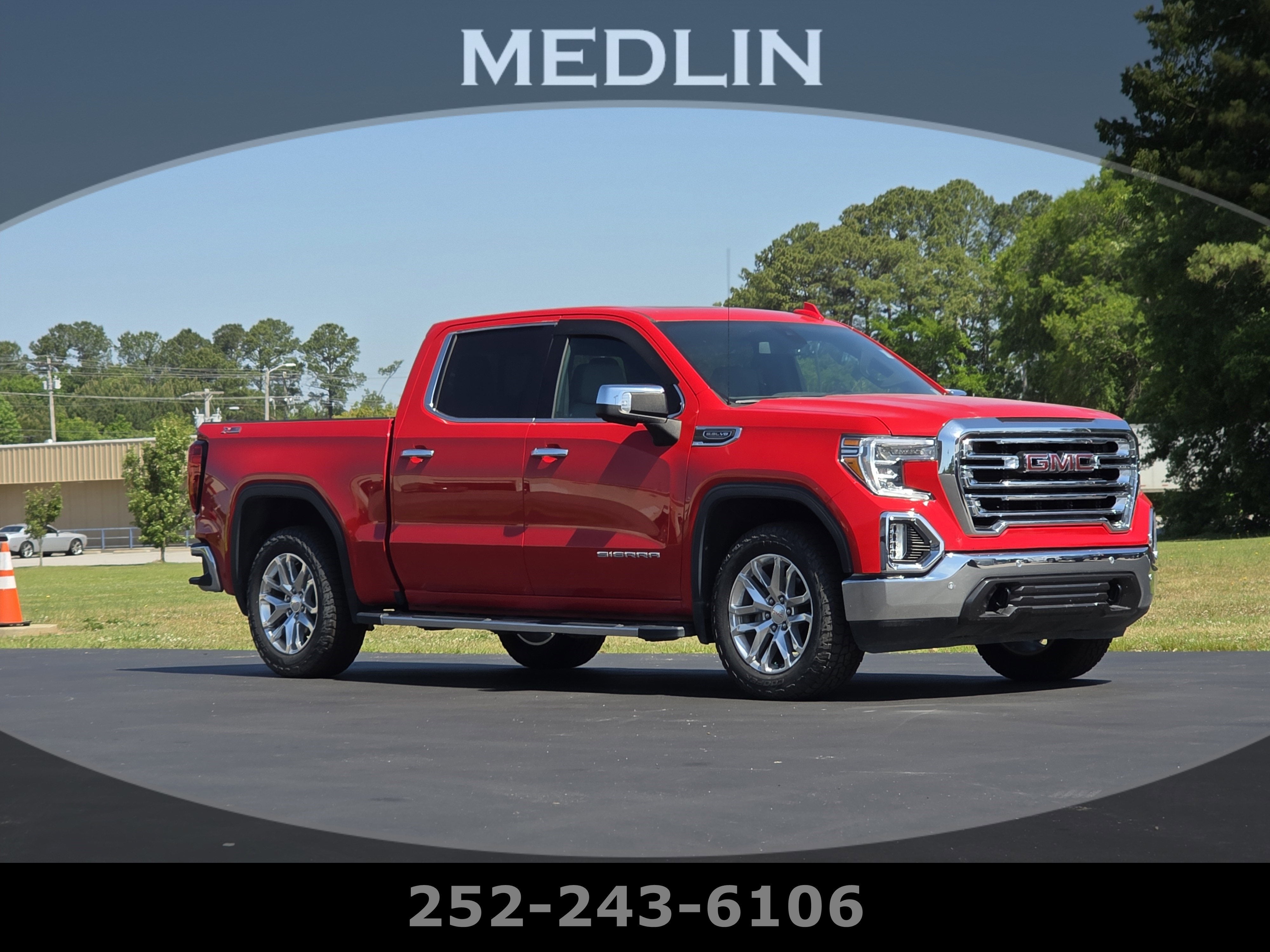 2021 GMC Sierra 4WD Crew Cab Short Box SLT's photo
