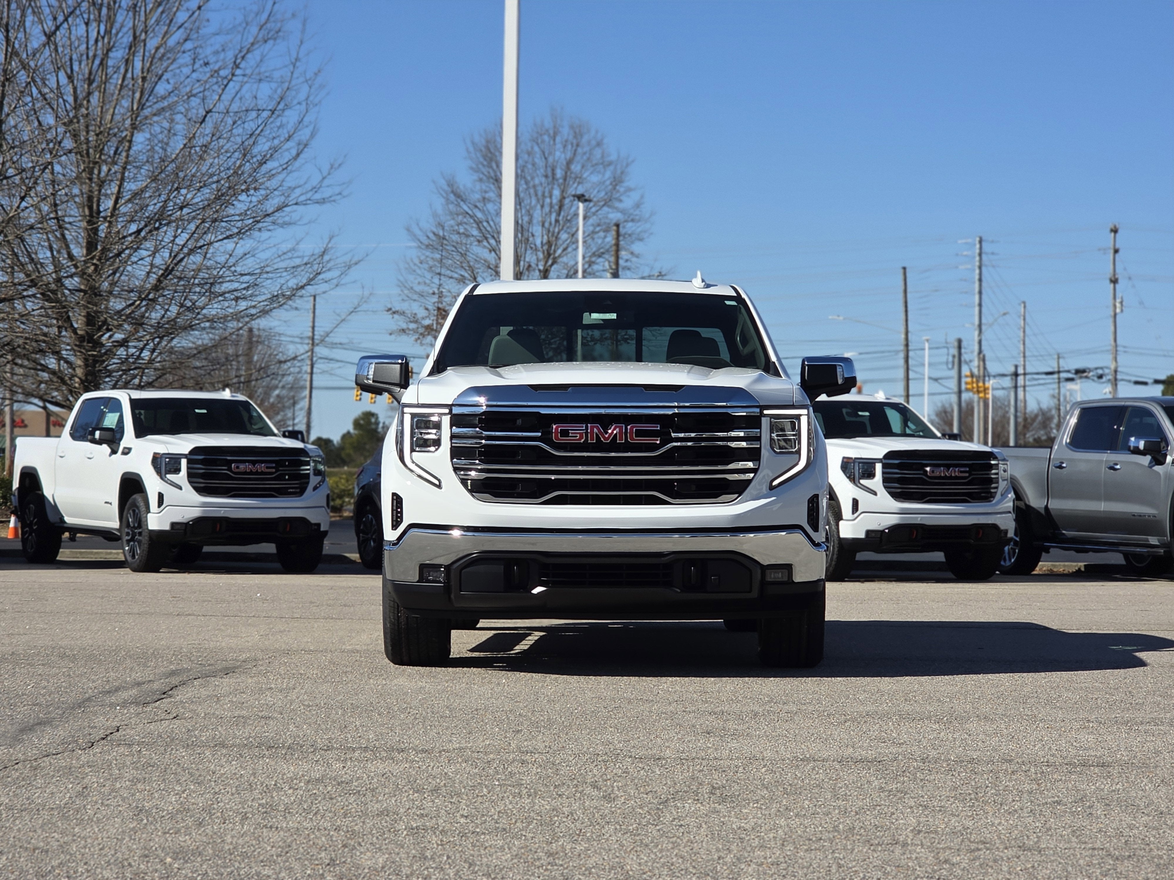2026 GMC Sierra 1500 SLT