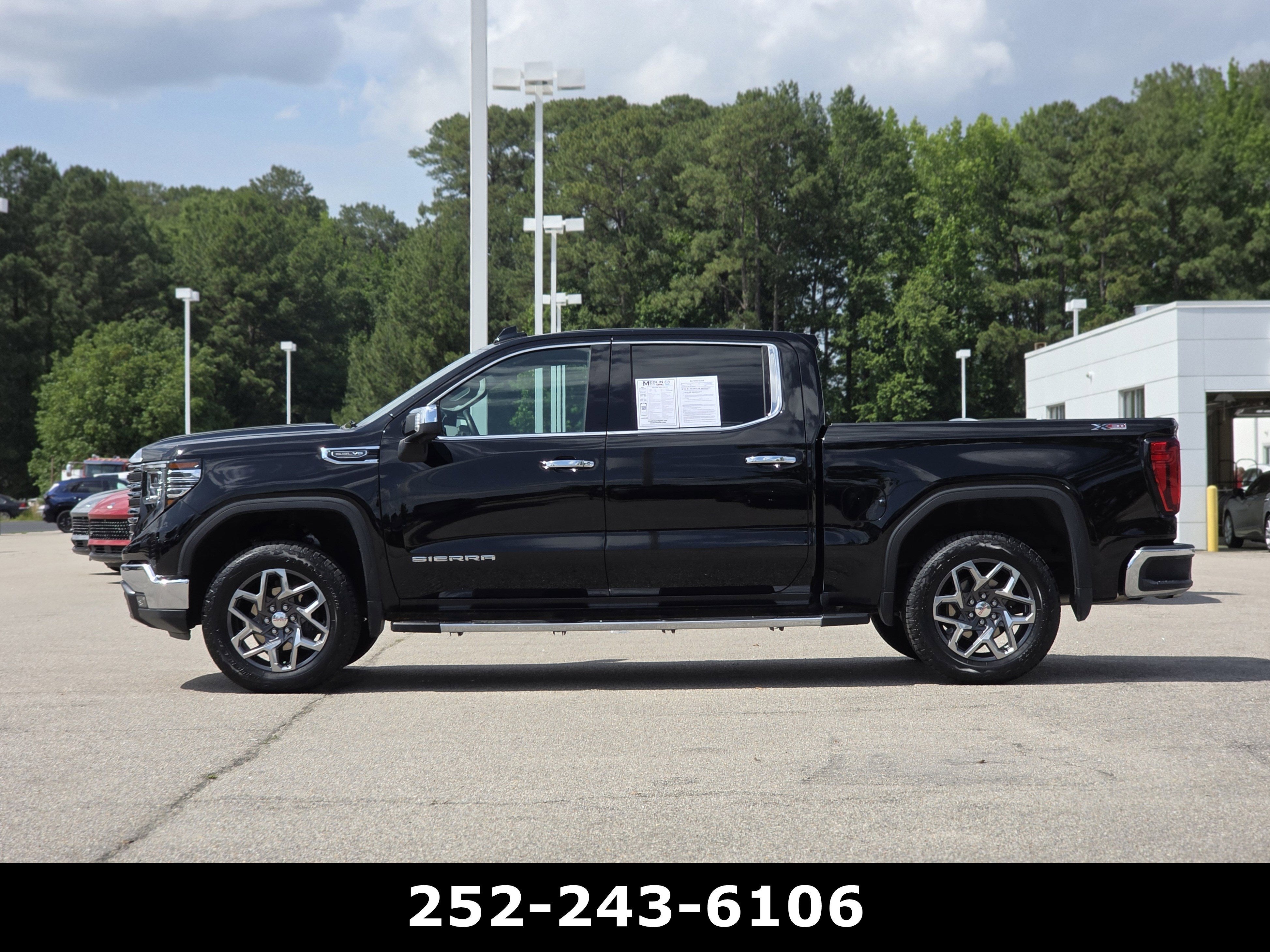 2024 GMC Sierra 1500 SLT