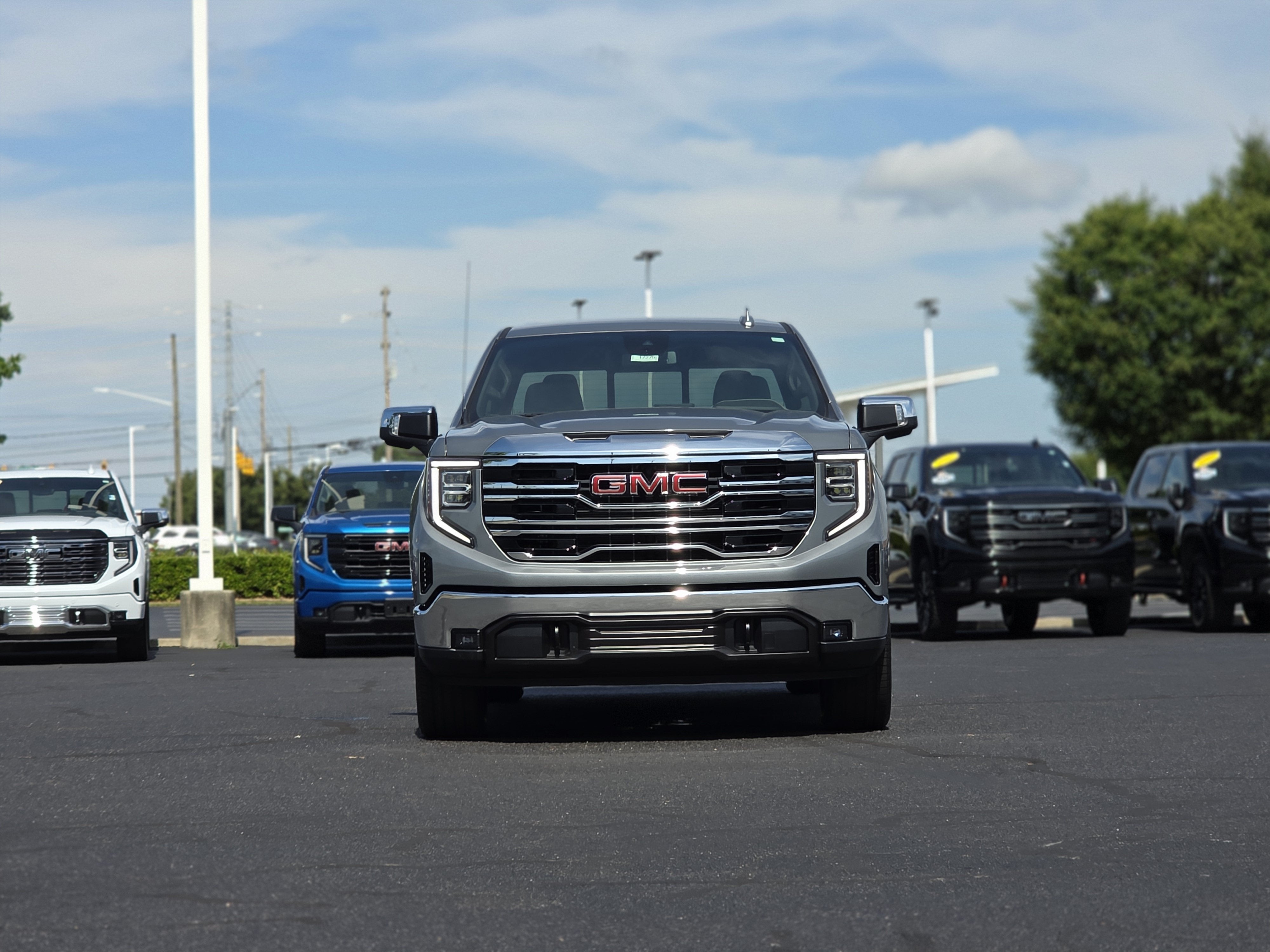 2026 GMC Sierra 1500 SLT