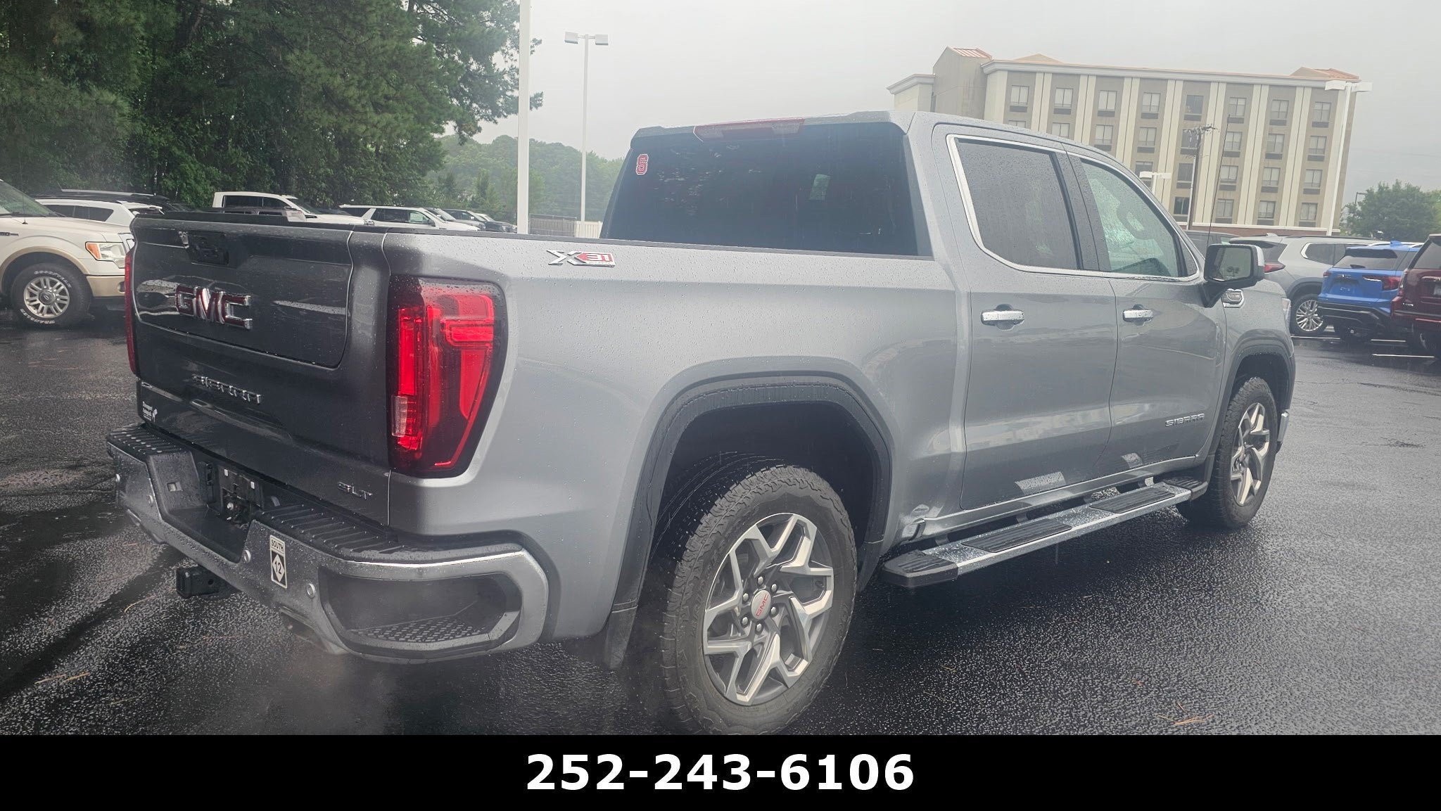 2024 GMC Sierra 1500 SLT