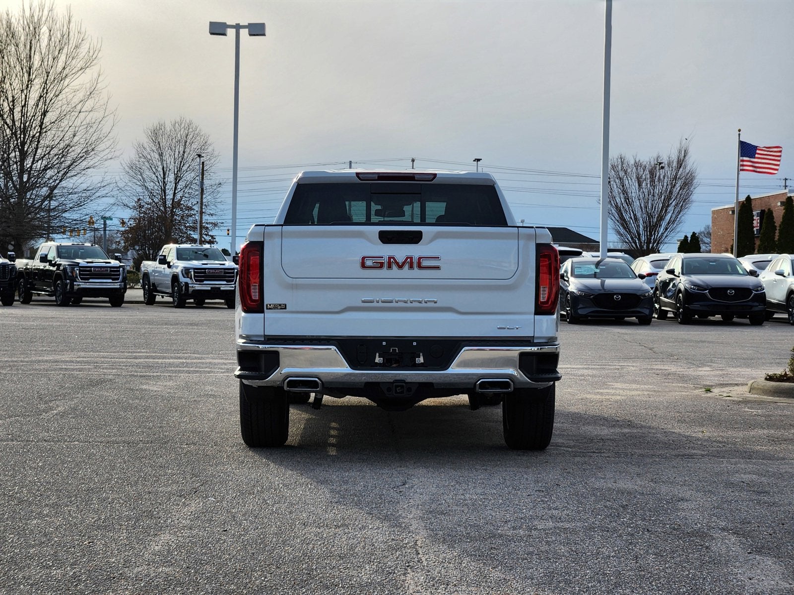2025 GMC Sierra 1500 SLT
