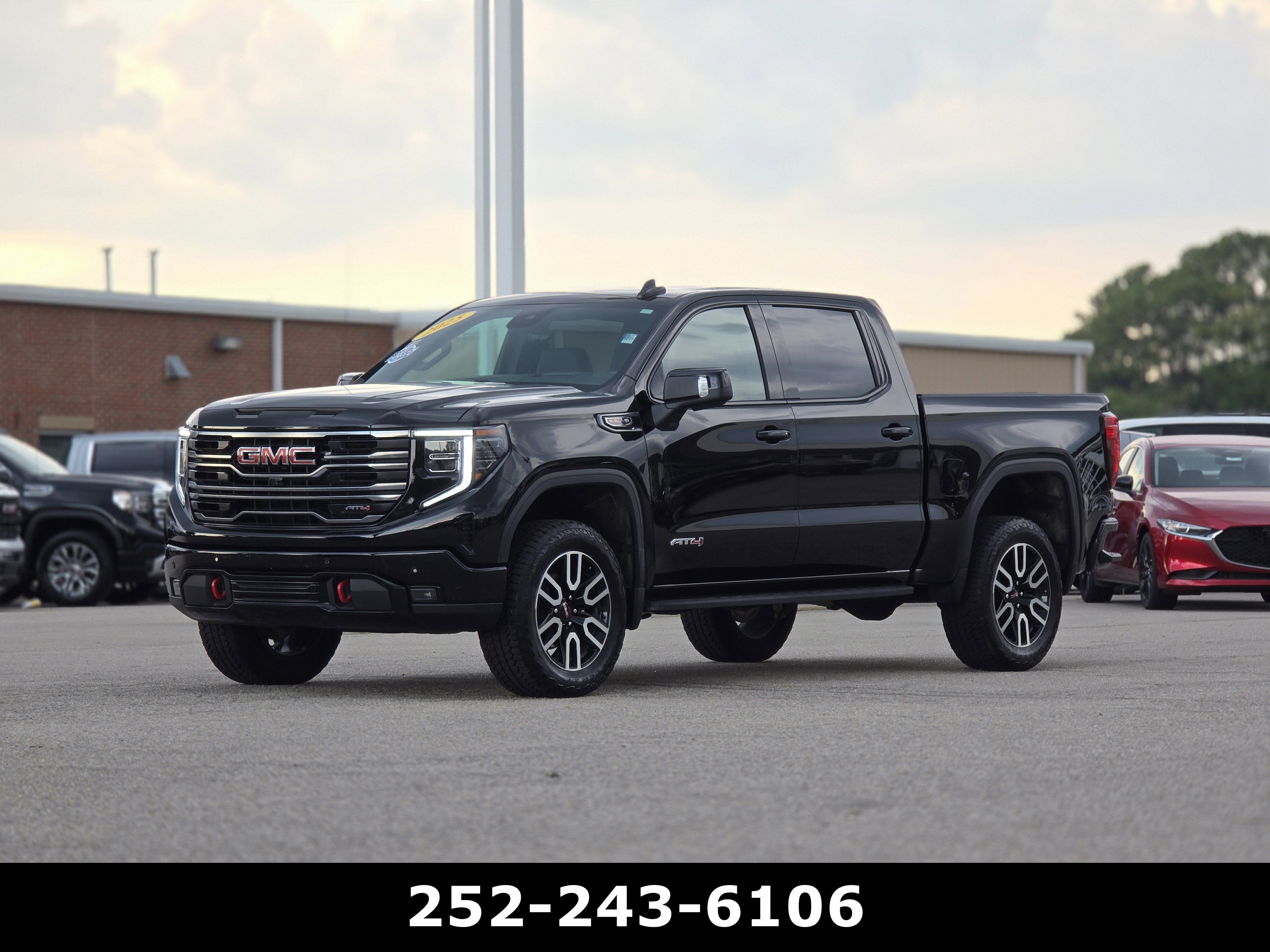 2025 GMC Sierra 1500 AT4