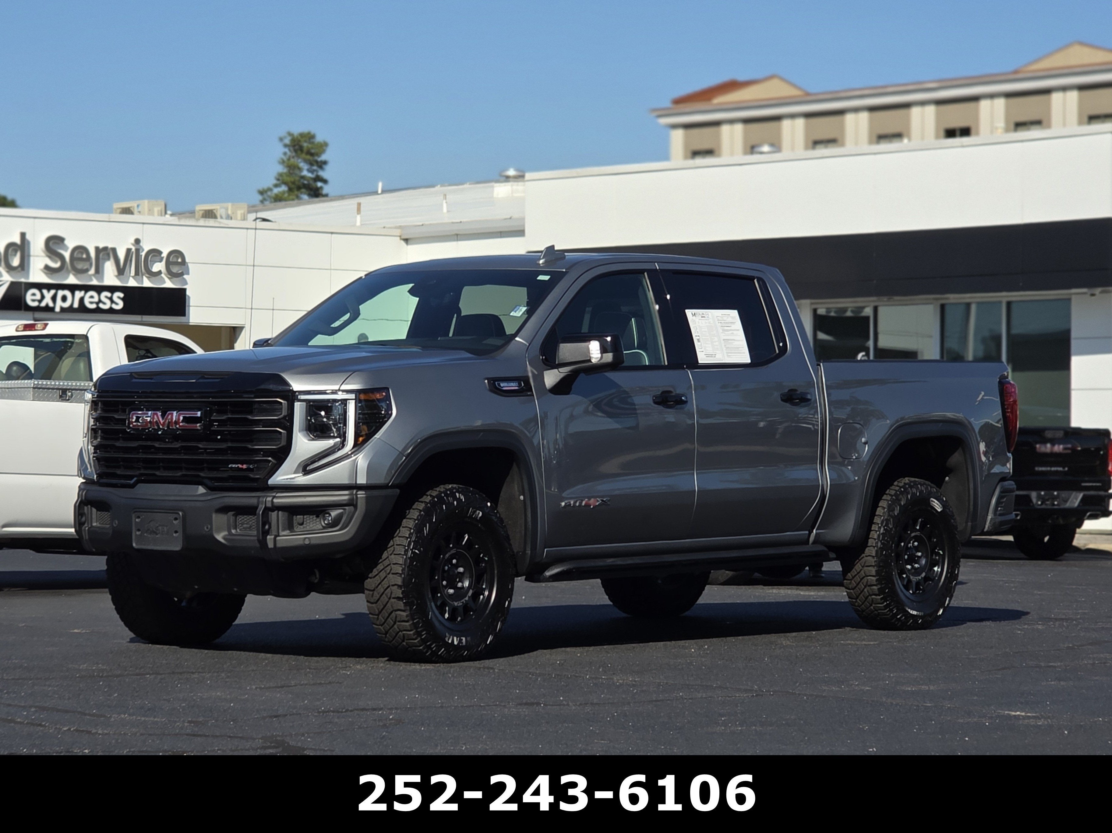 2025 GMC Sierra 1500 AT4X