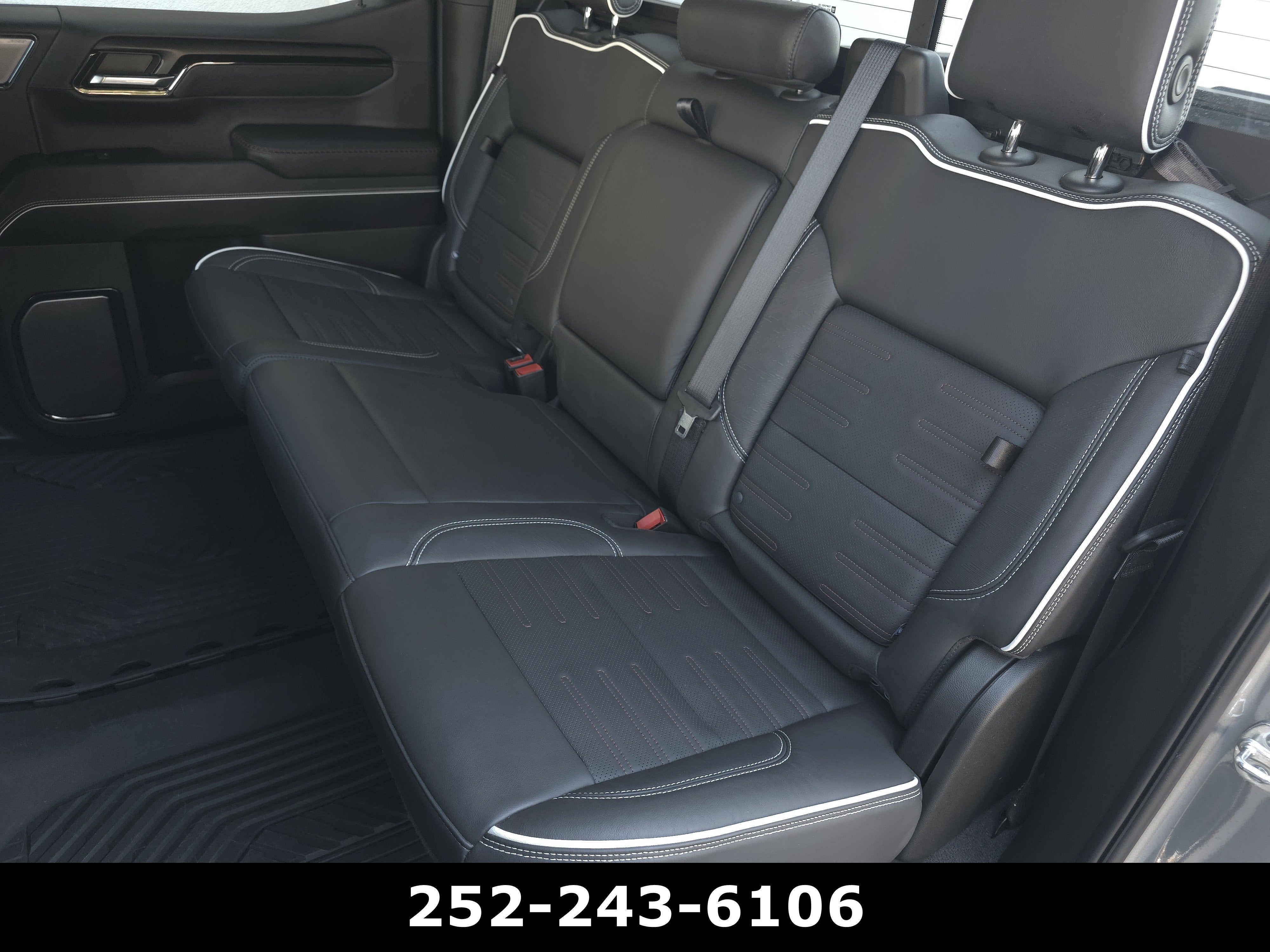 2025 GMC Sierra 1500 AT4X