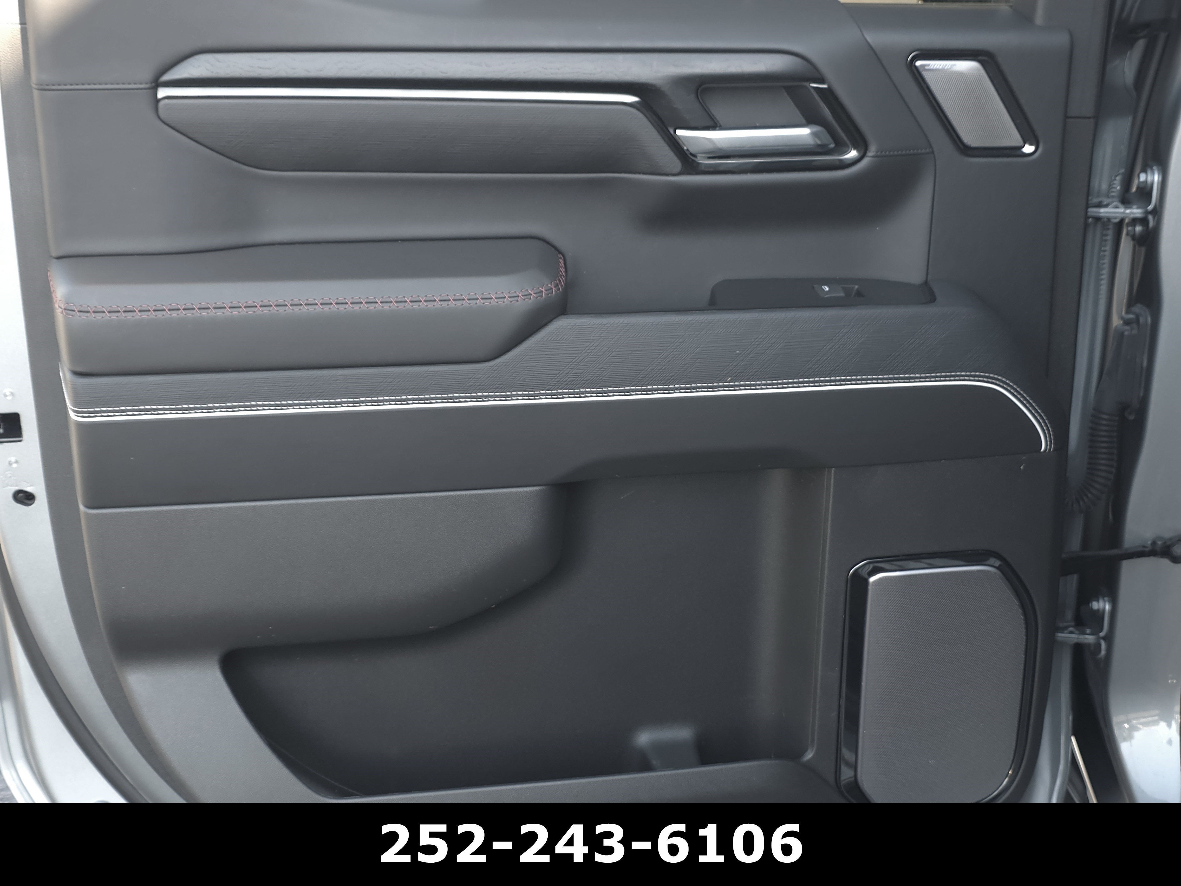 2025 GMC Sierra 1500 AT4X