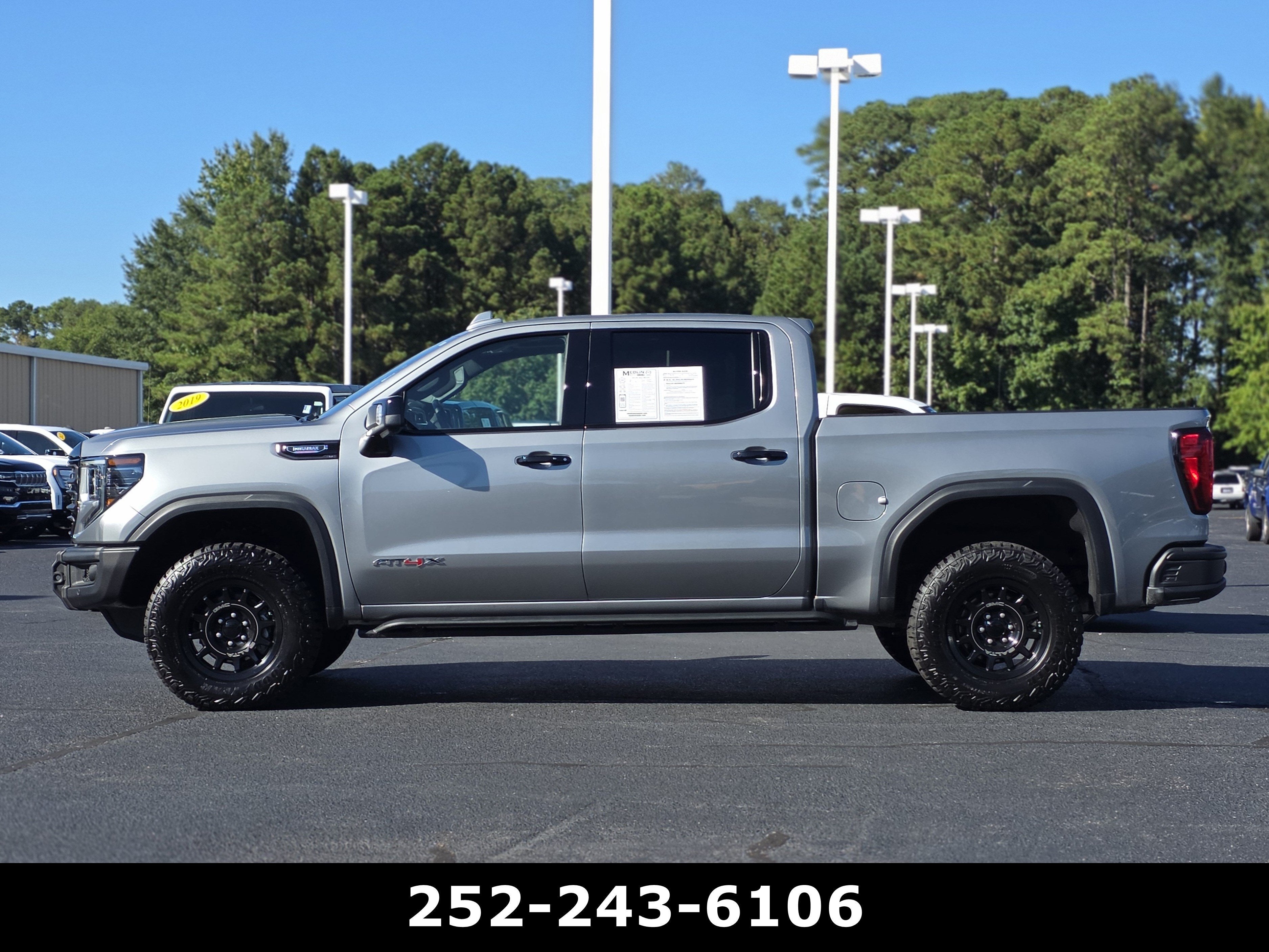 2025 GMC Sierra 1500 AT4X