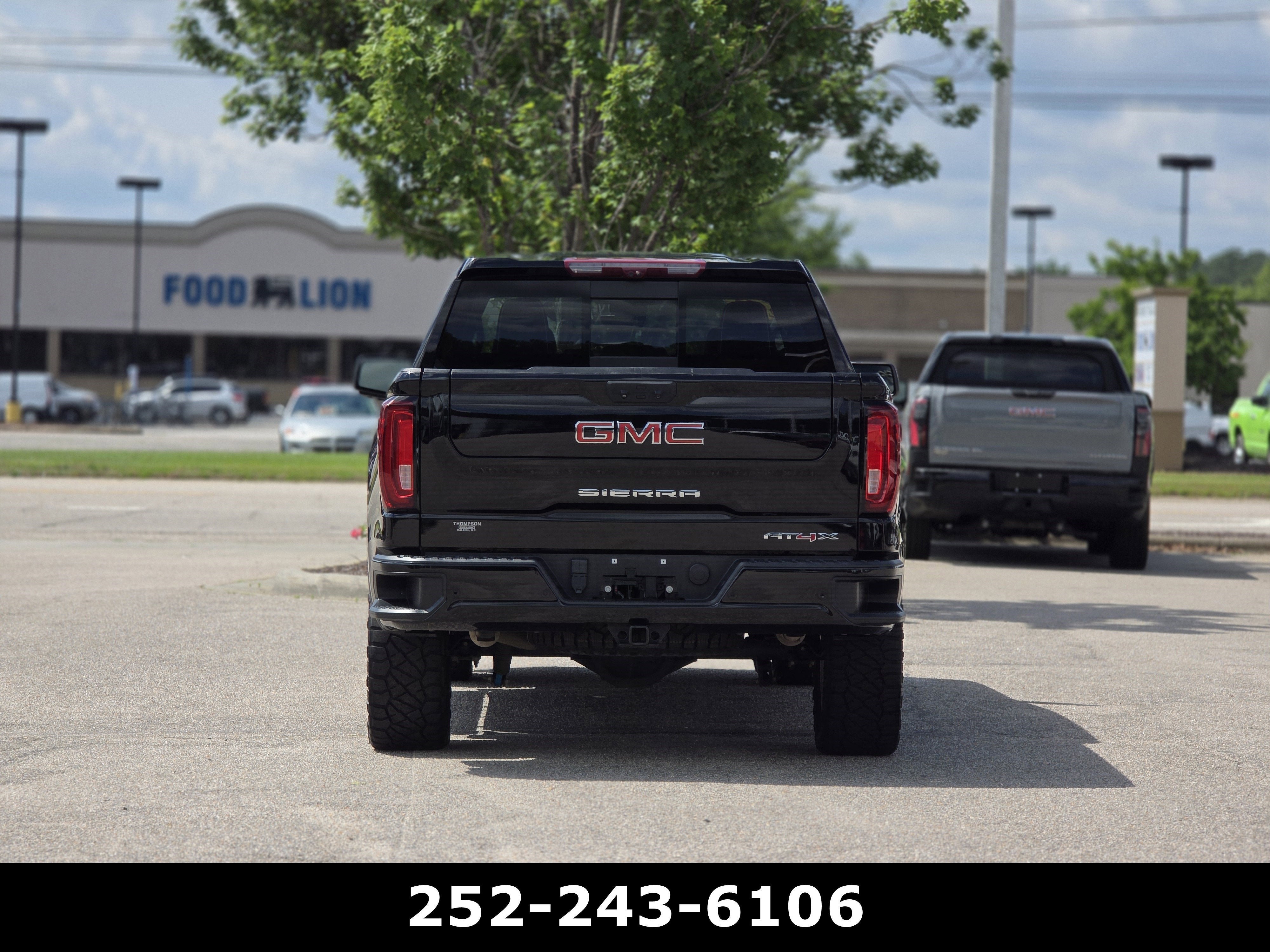 2023 GMC Sierra 1500 AT4X