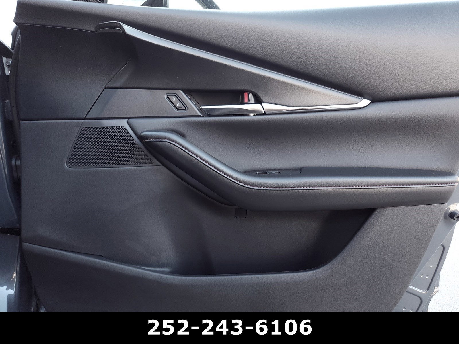 2025 Mazda Mazda CX-30 2.5 S Carbon Edition