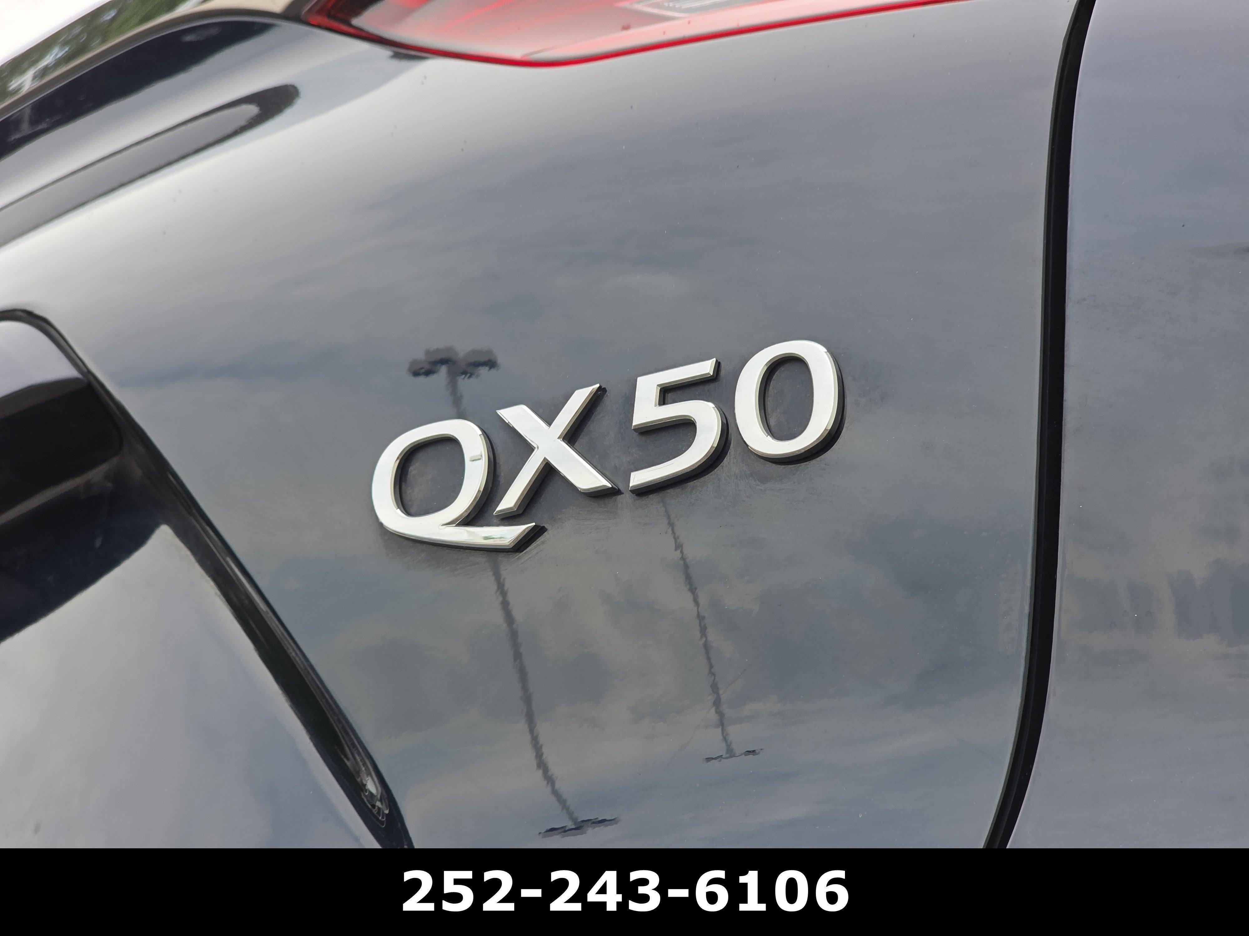 2021 INFINITI QX50 LUXE