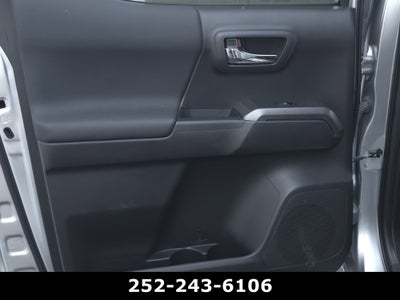 2022 Toyota Tacoma 4WD SR