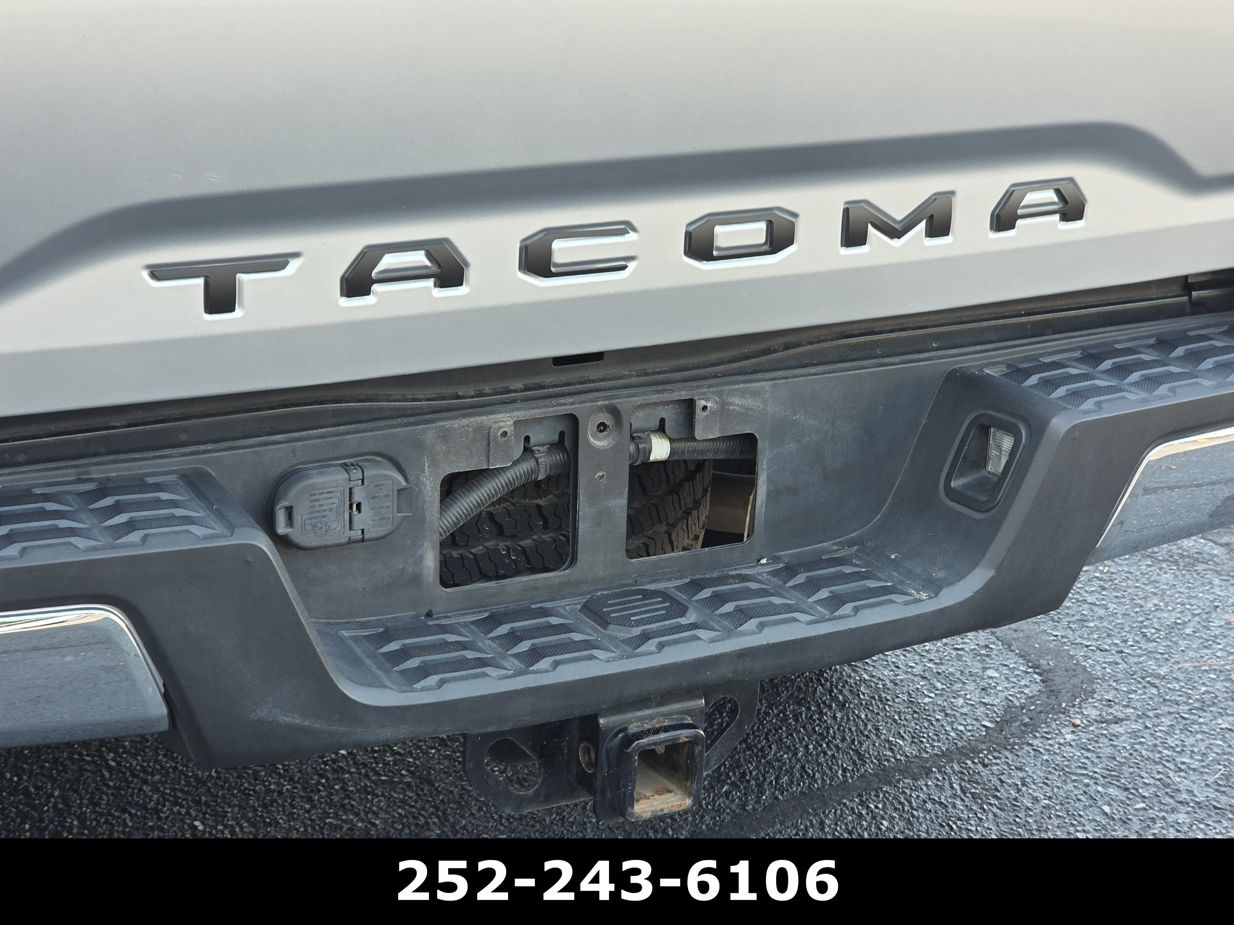 2022 Toyota Tacoma 4WD SR