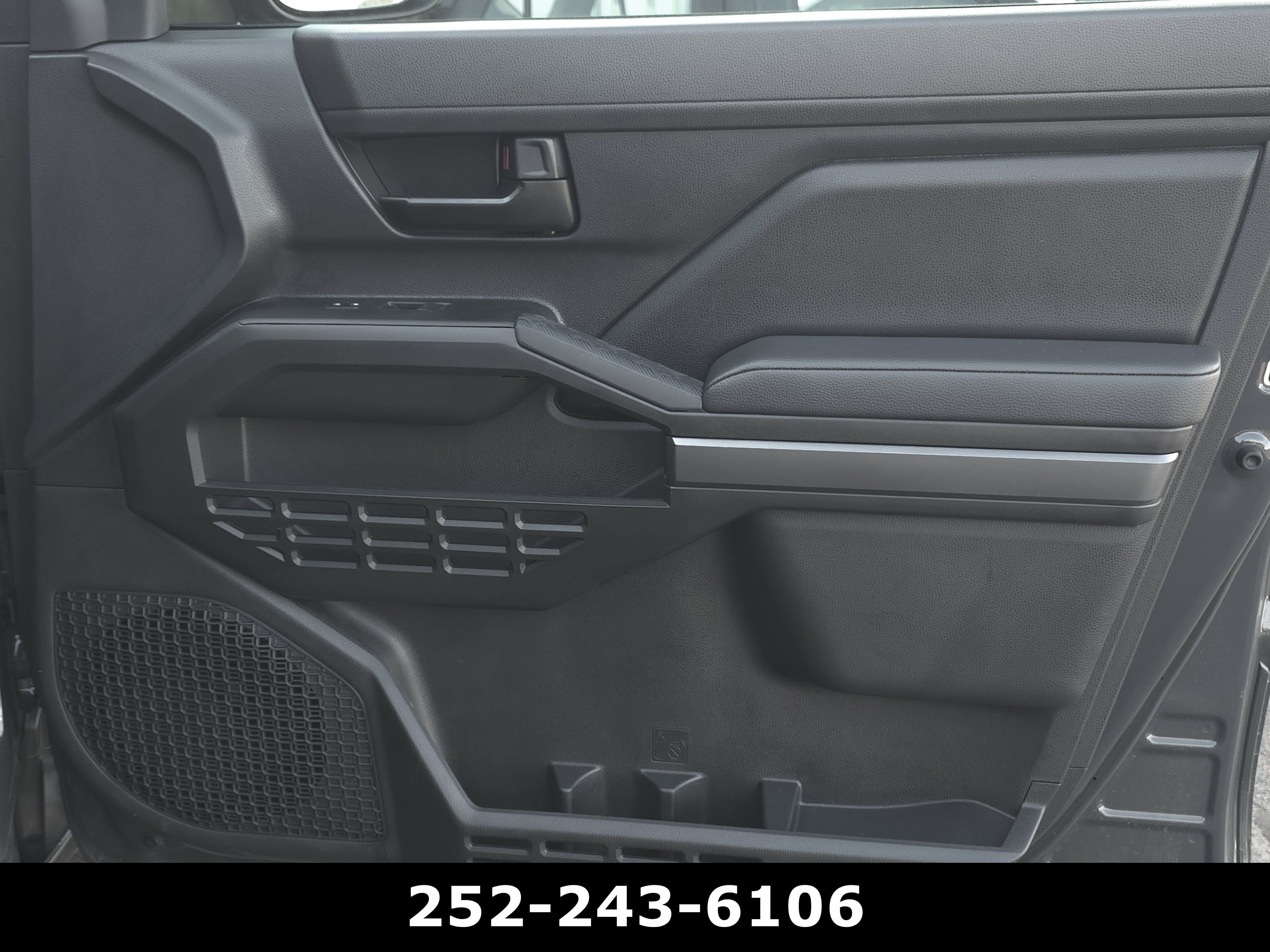 2025 Toyota Tacoma 4WD SR