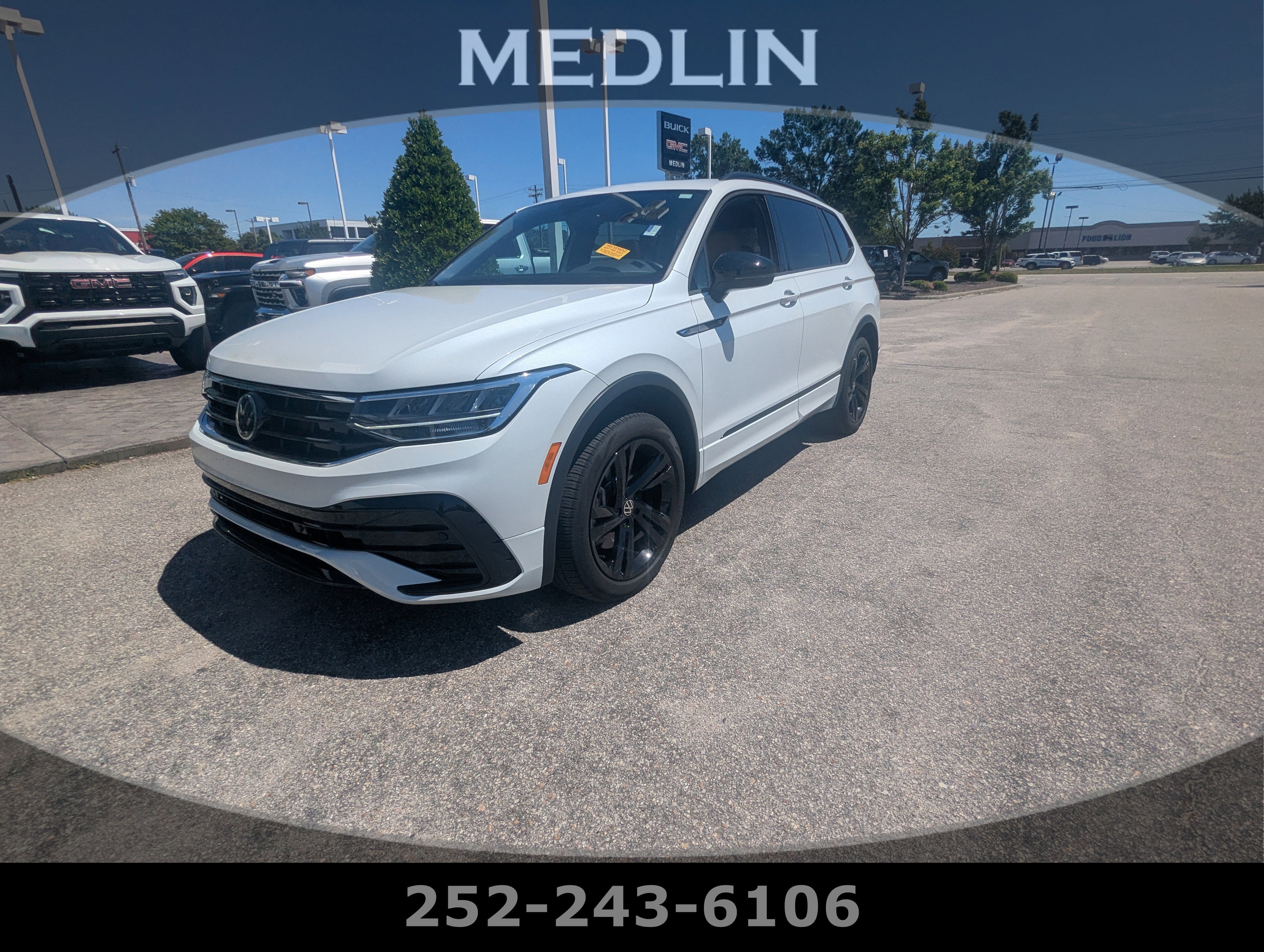 2024 Volkswagen Tiguan SE R-Line Black
