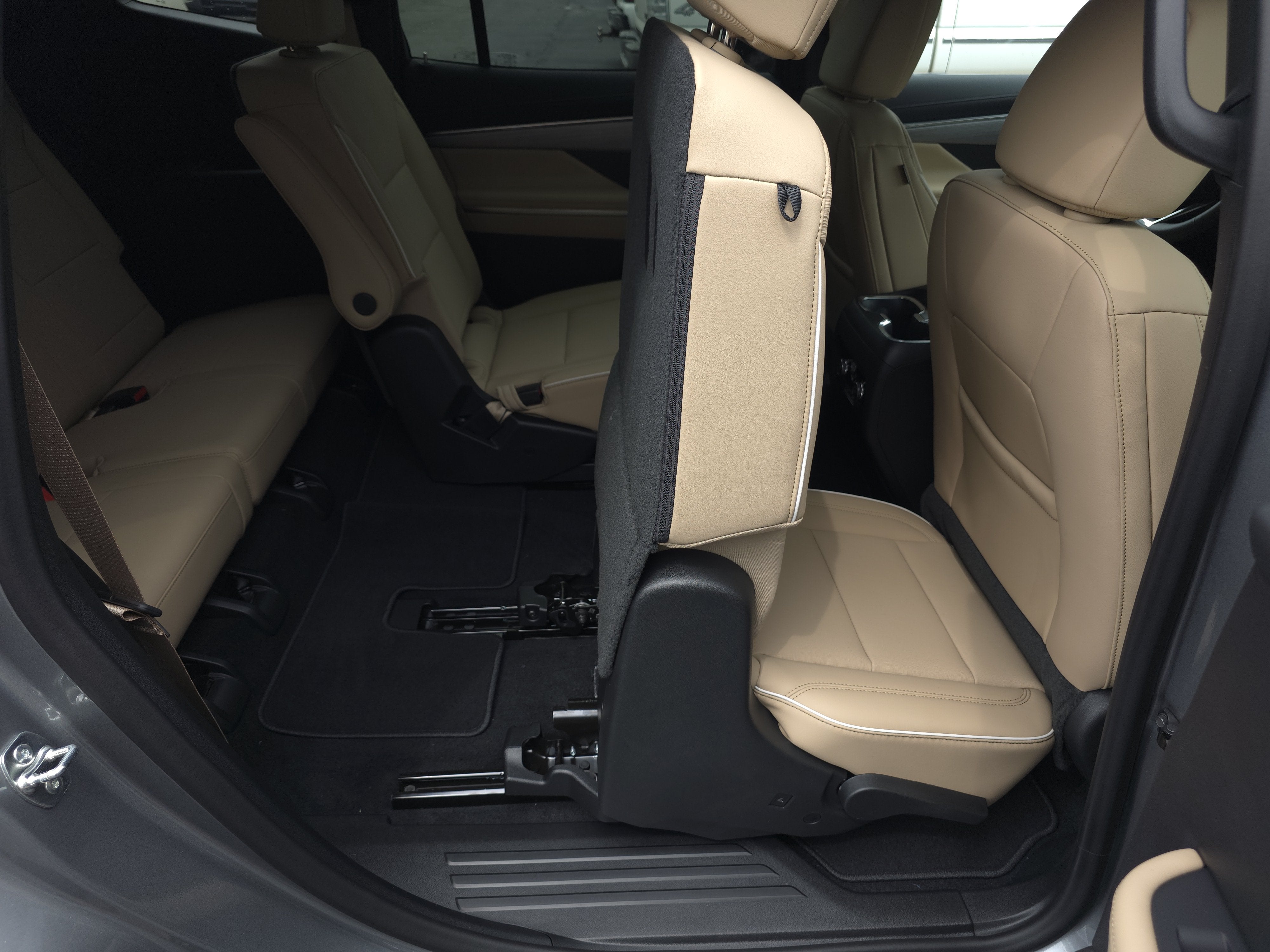 2026 Buick Enclave Preferred - Photo 43