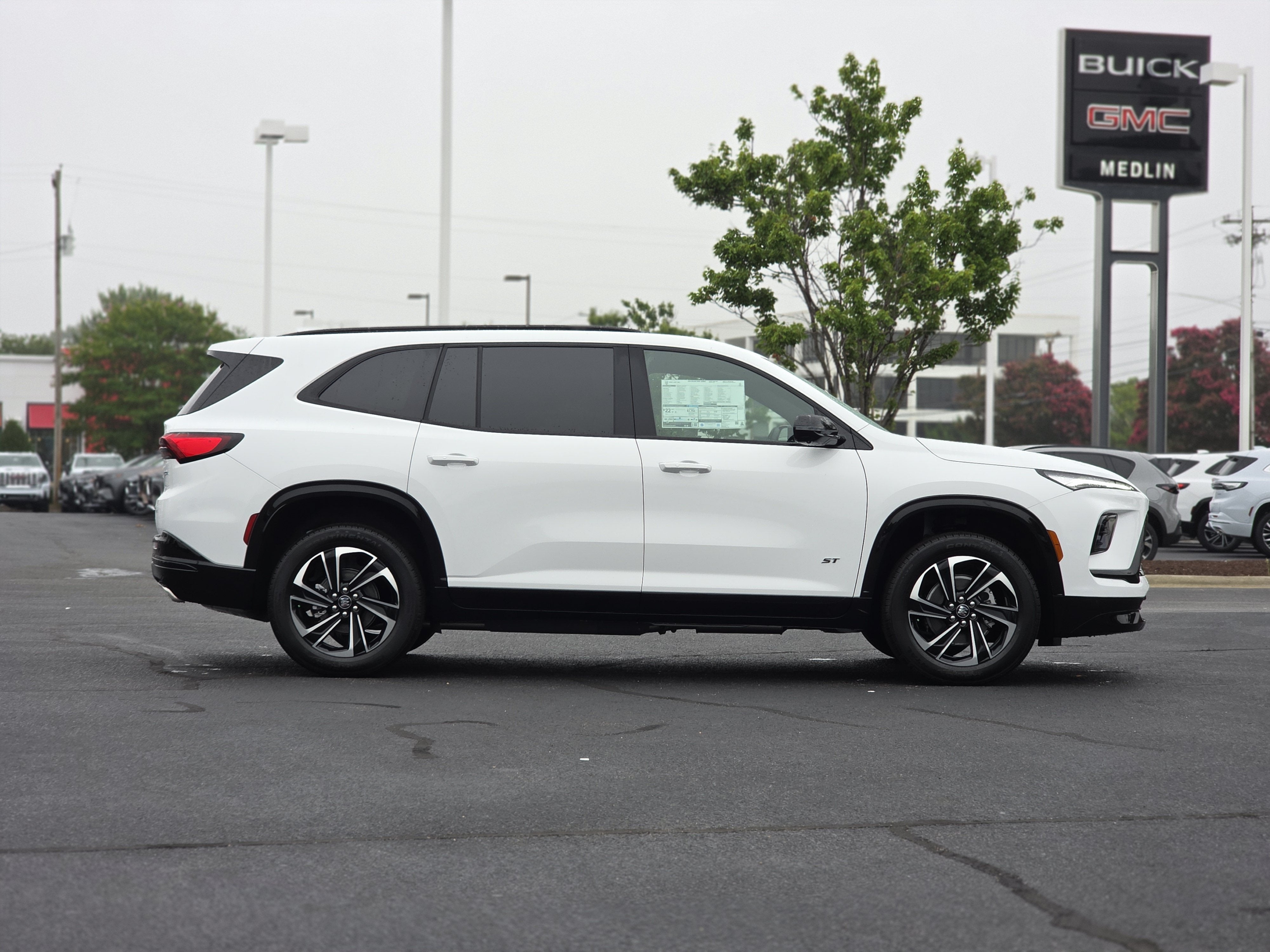 2026 Buick Enclave Sport Touring