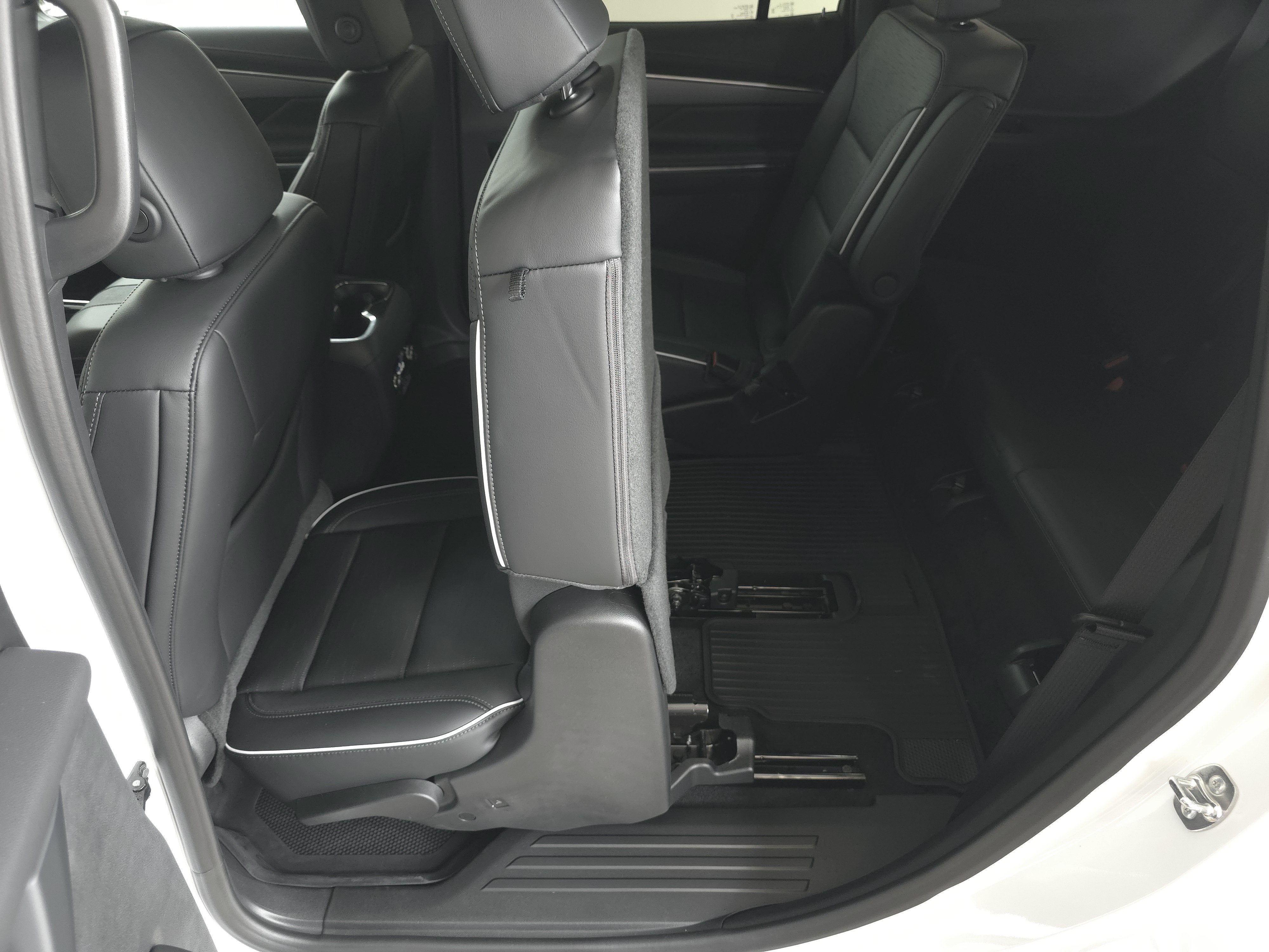 2026 Buick Enclave Sport Touring - Photo 32