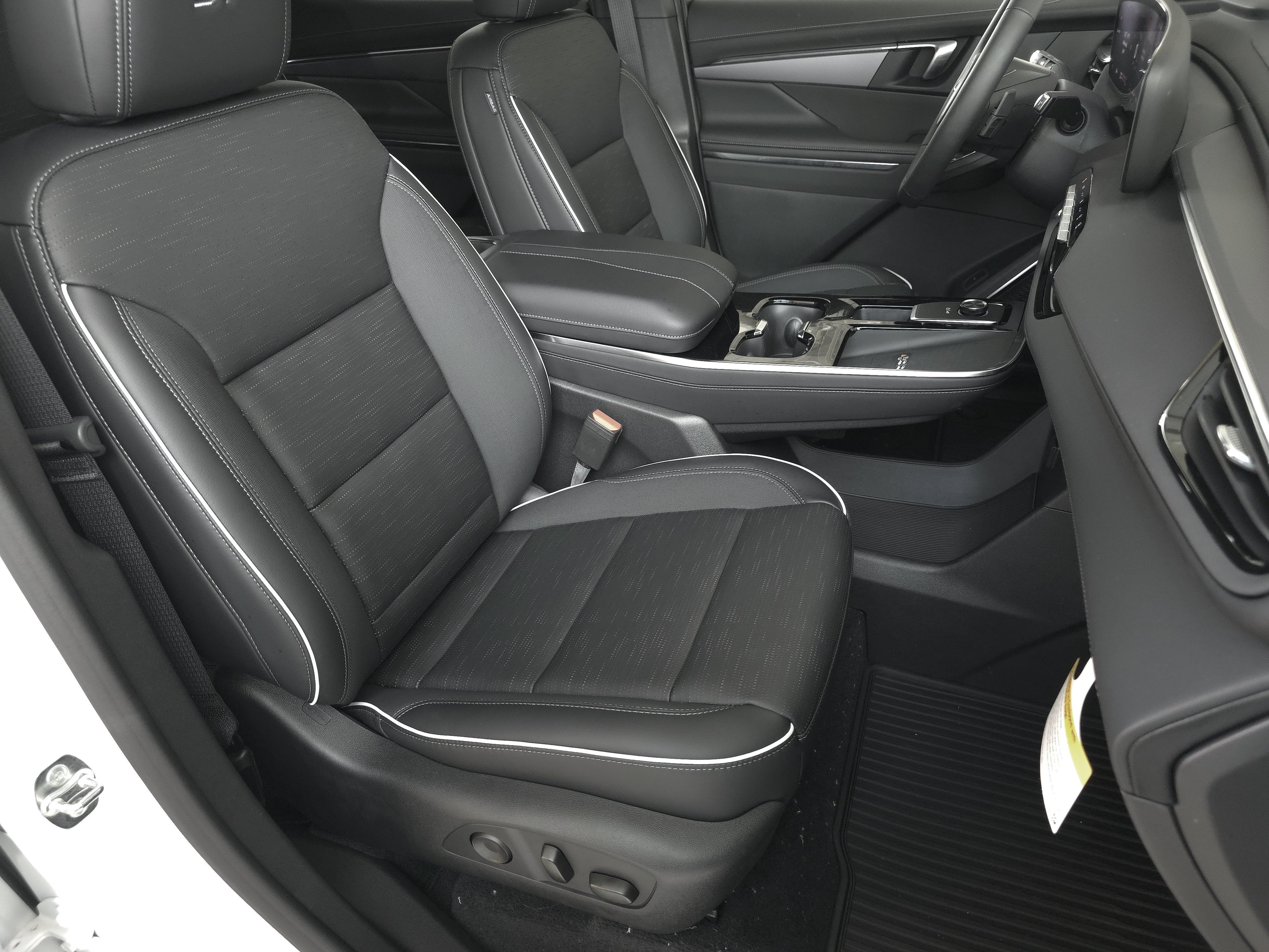 2026 Buick Enclave Sport Touring - Photo 39