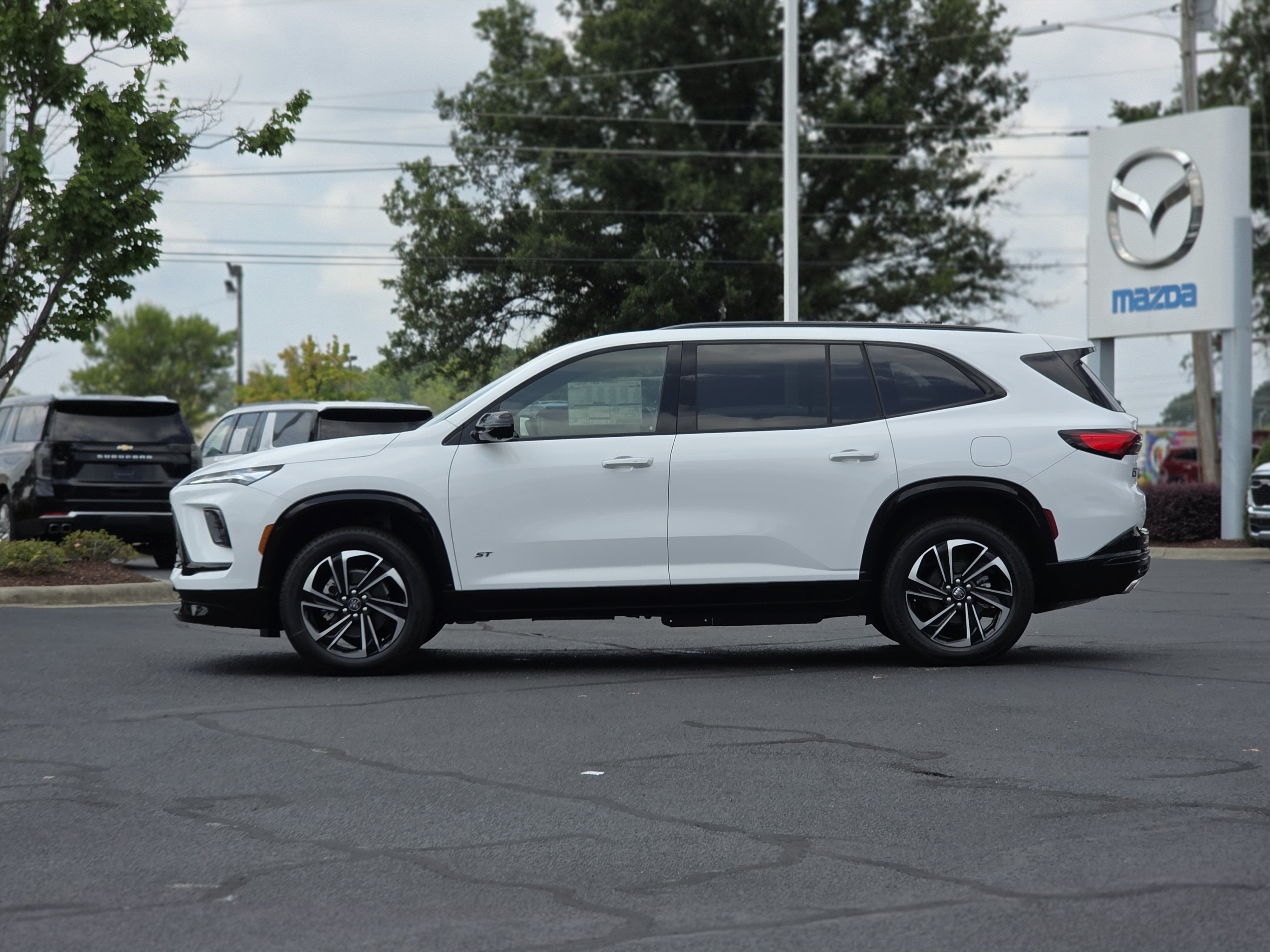 2026 Buick Enclave Sport Touring - Photo 4