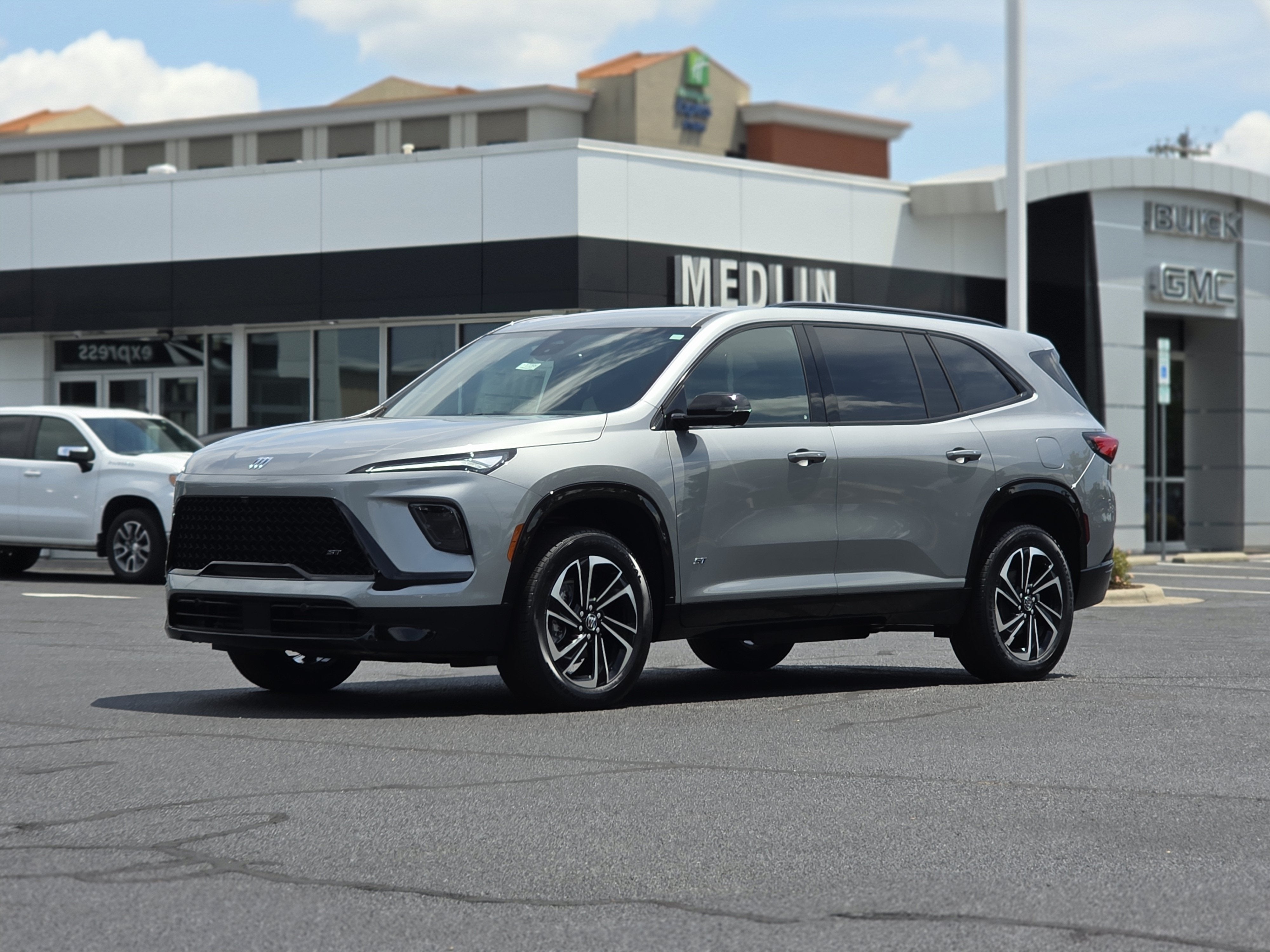 2026 Buick Enclave Sport Touring