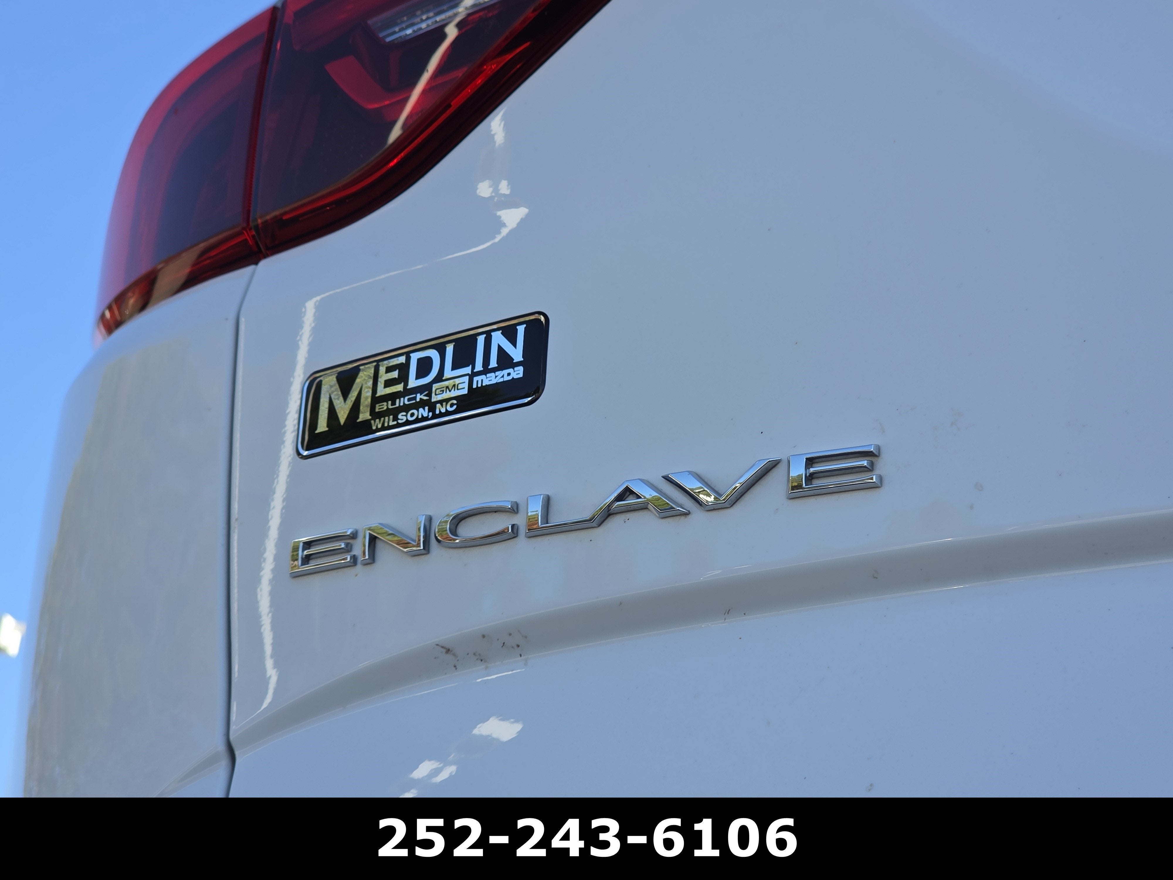 2023 Buick Enclave Essence