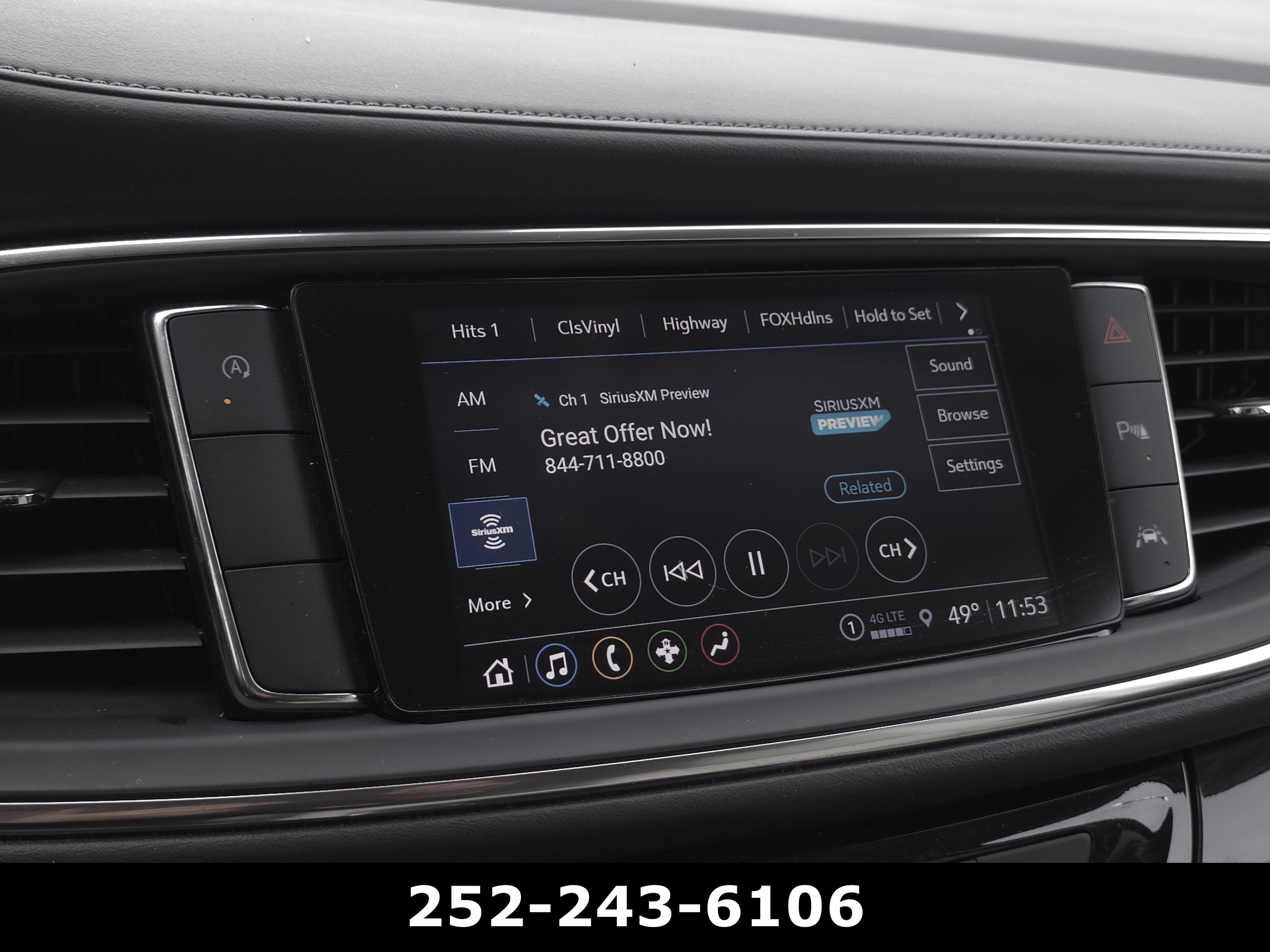 2023 Buick Enclave Essence