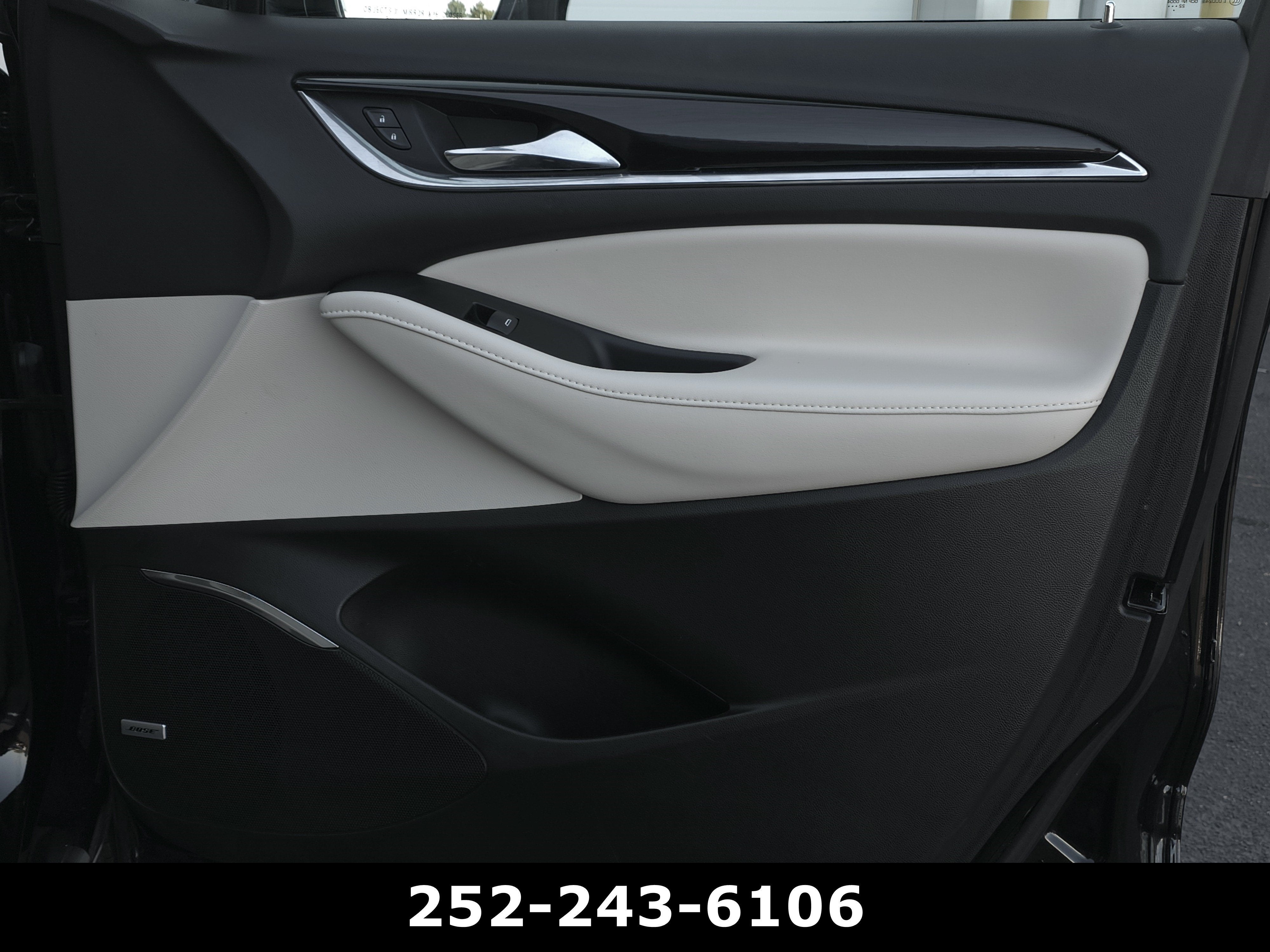 2023 Buick Enclave Essence