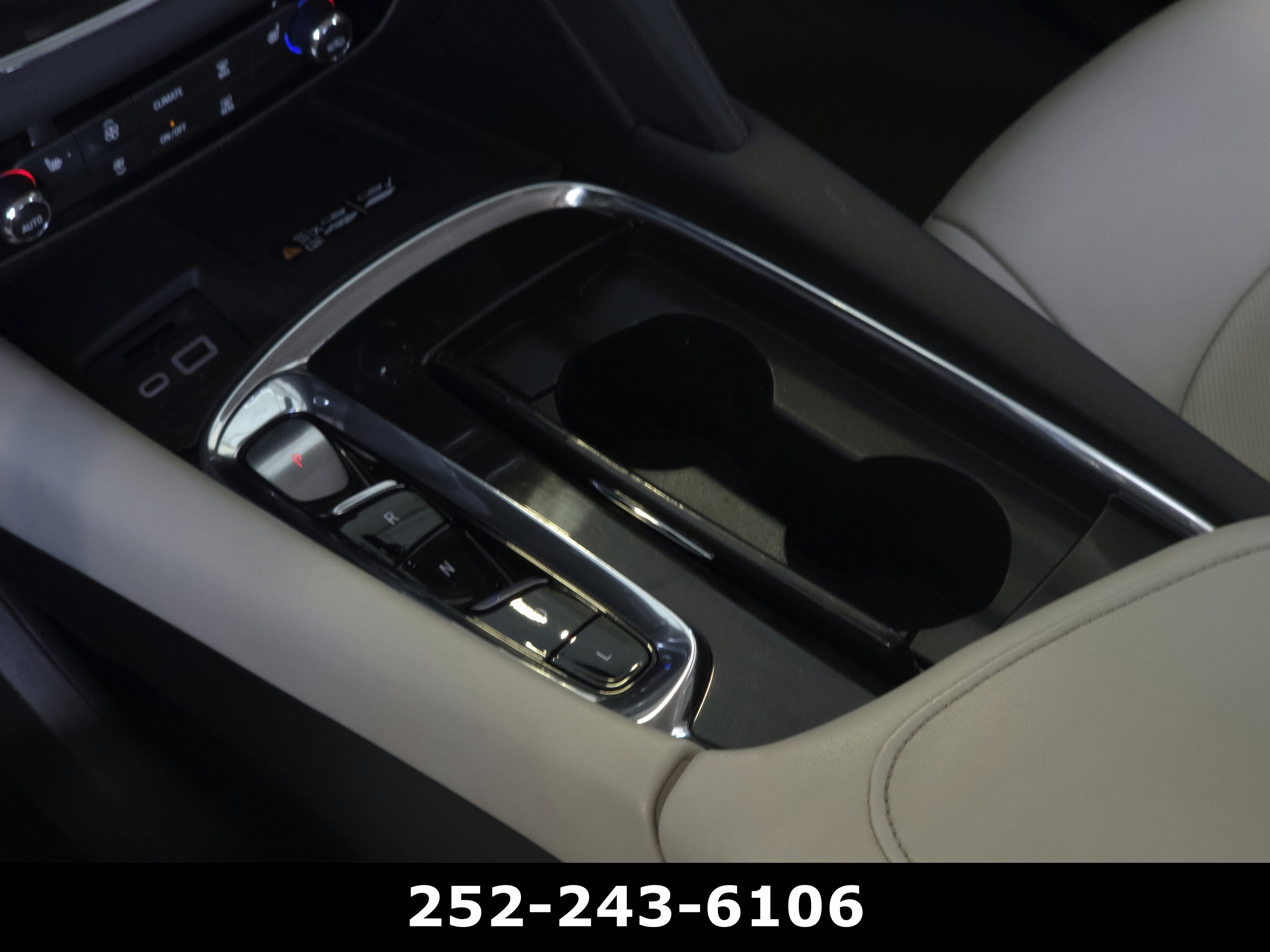 2023 Buick Enclave Essence