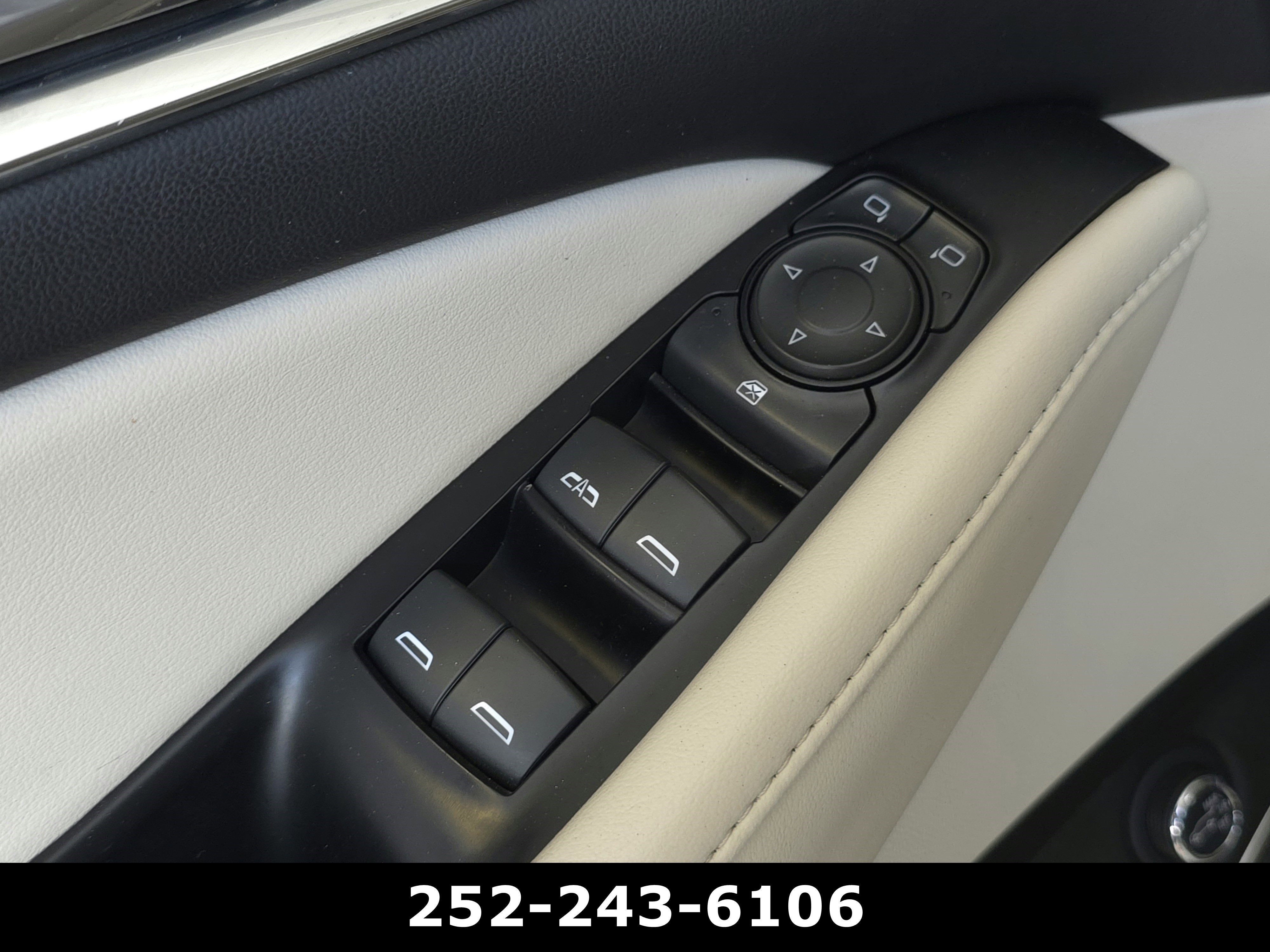 2023 Buick Enclave Essence