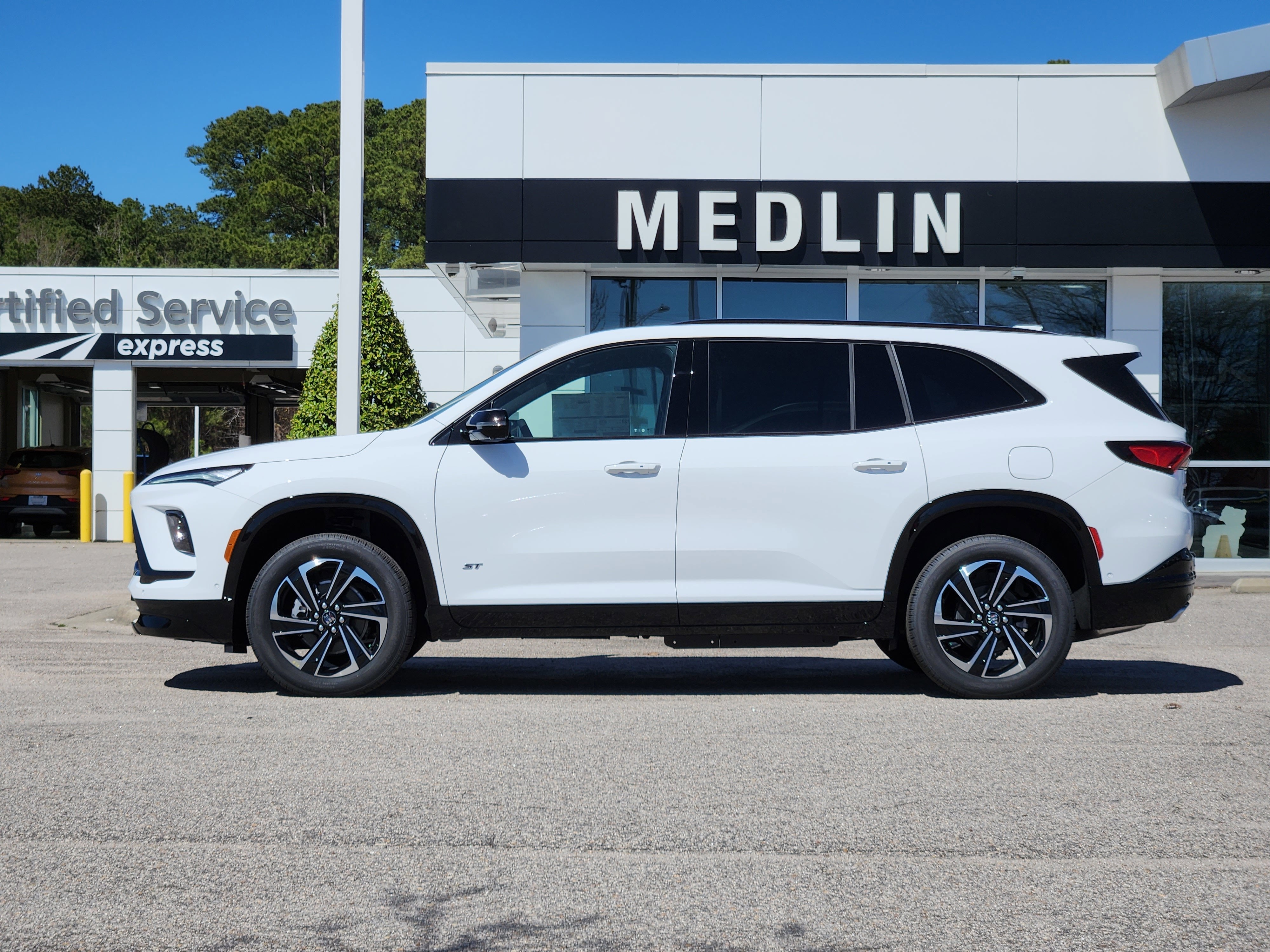 2025 Buick Enclave Sport Touring