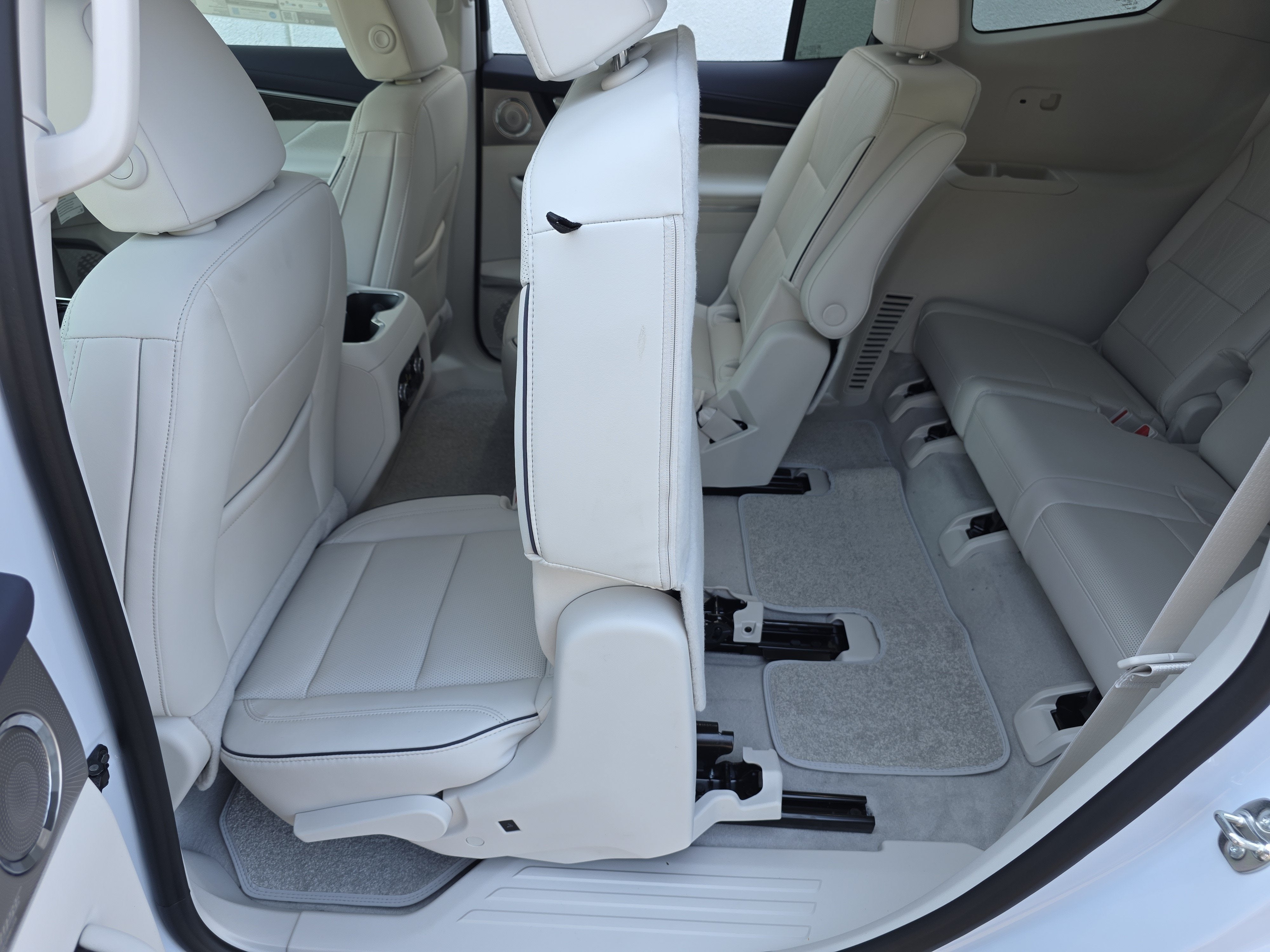 2027 Buick Enclave Avenir