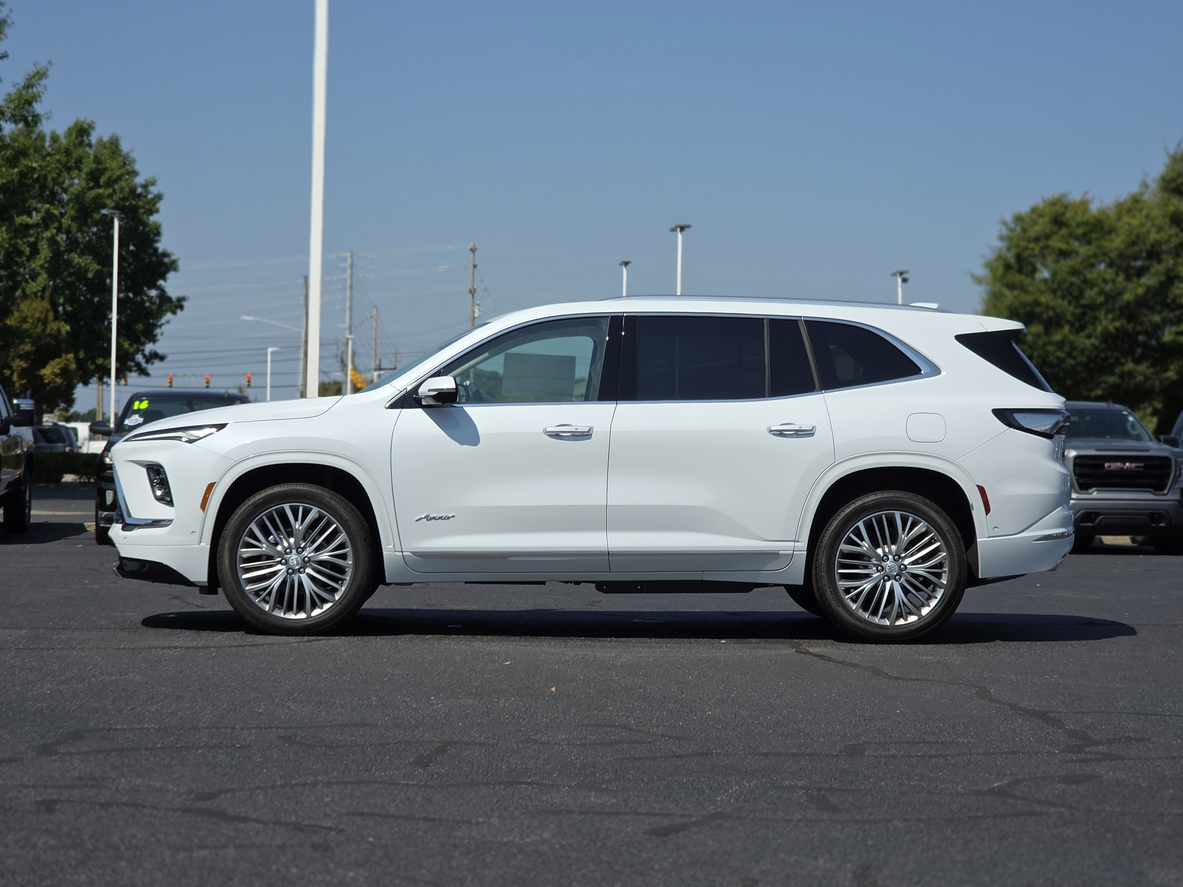 2027 Buick Enclave Avenir