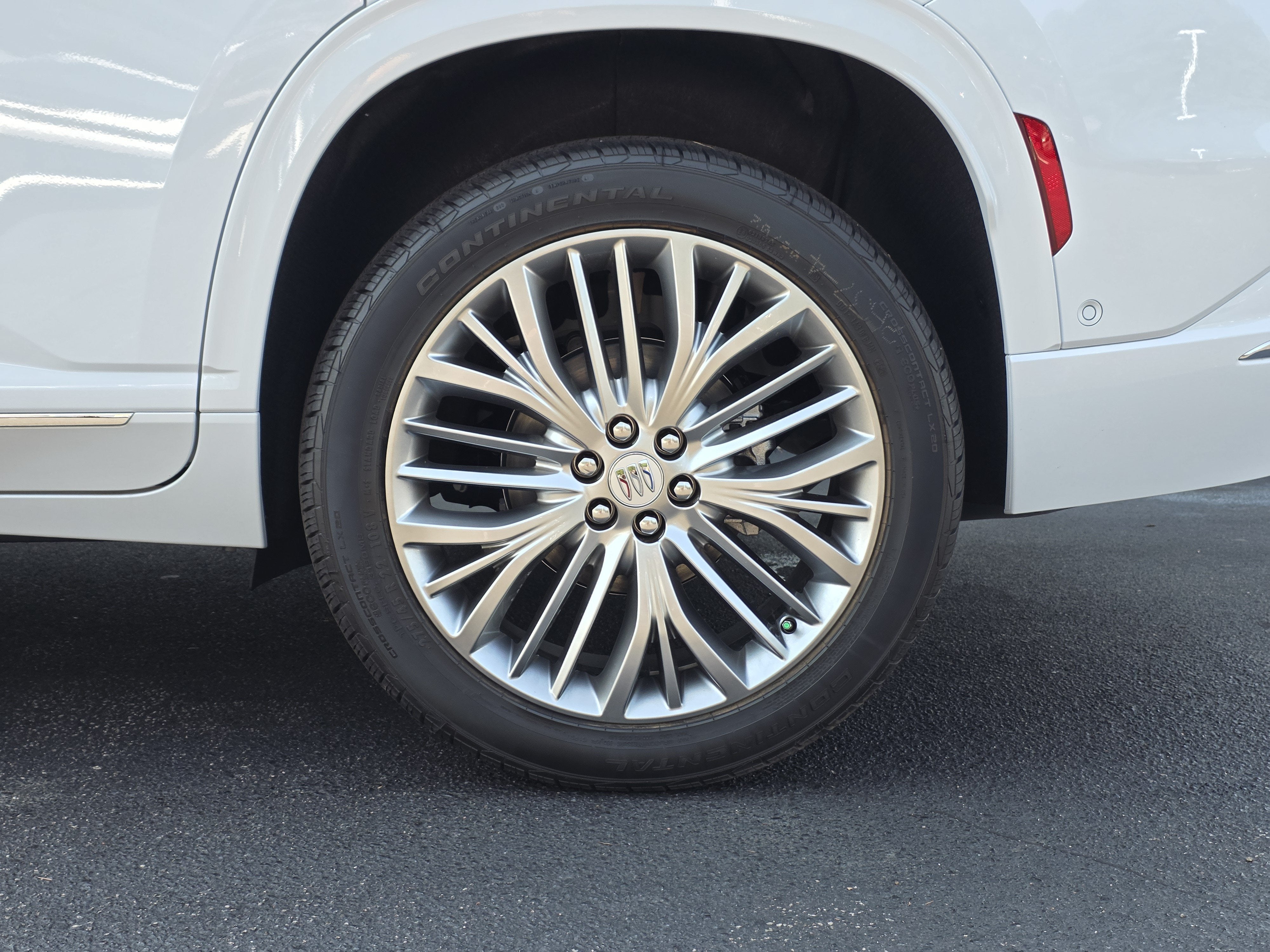 2027 Buick Enclave Avenir