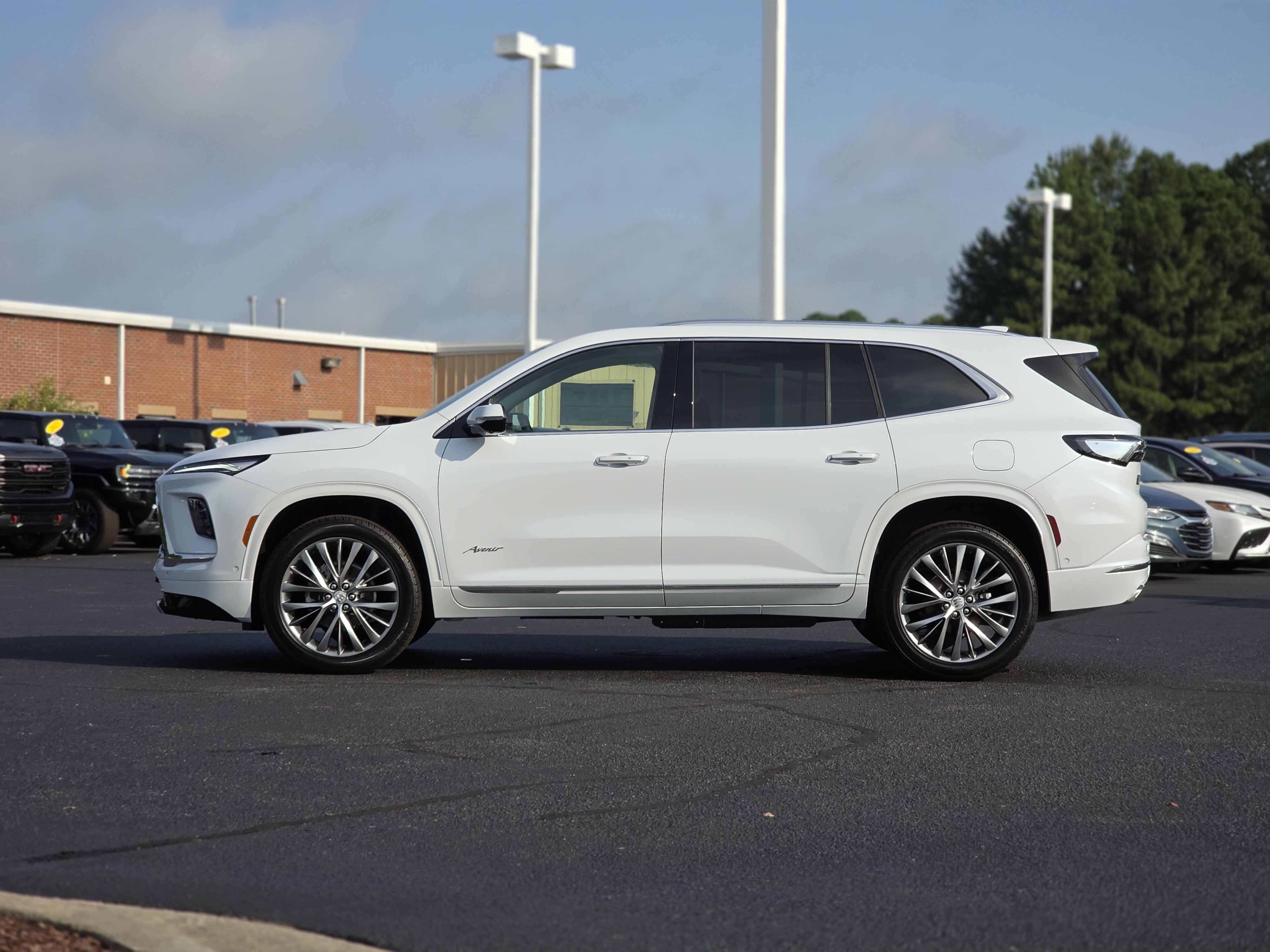 2026 Buick Enclave Avenir