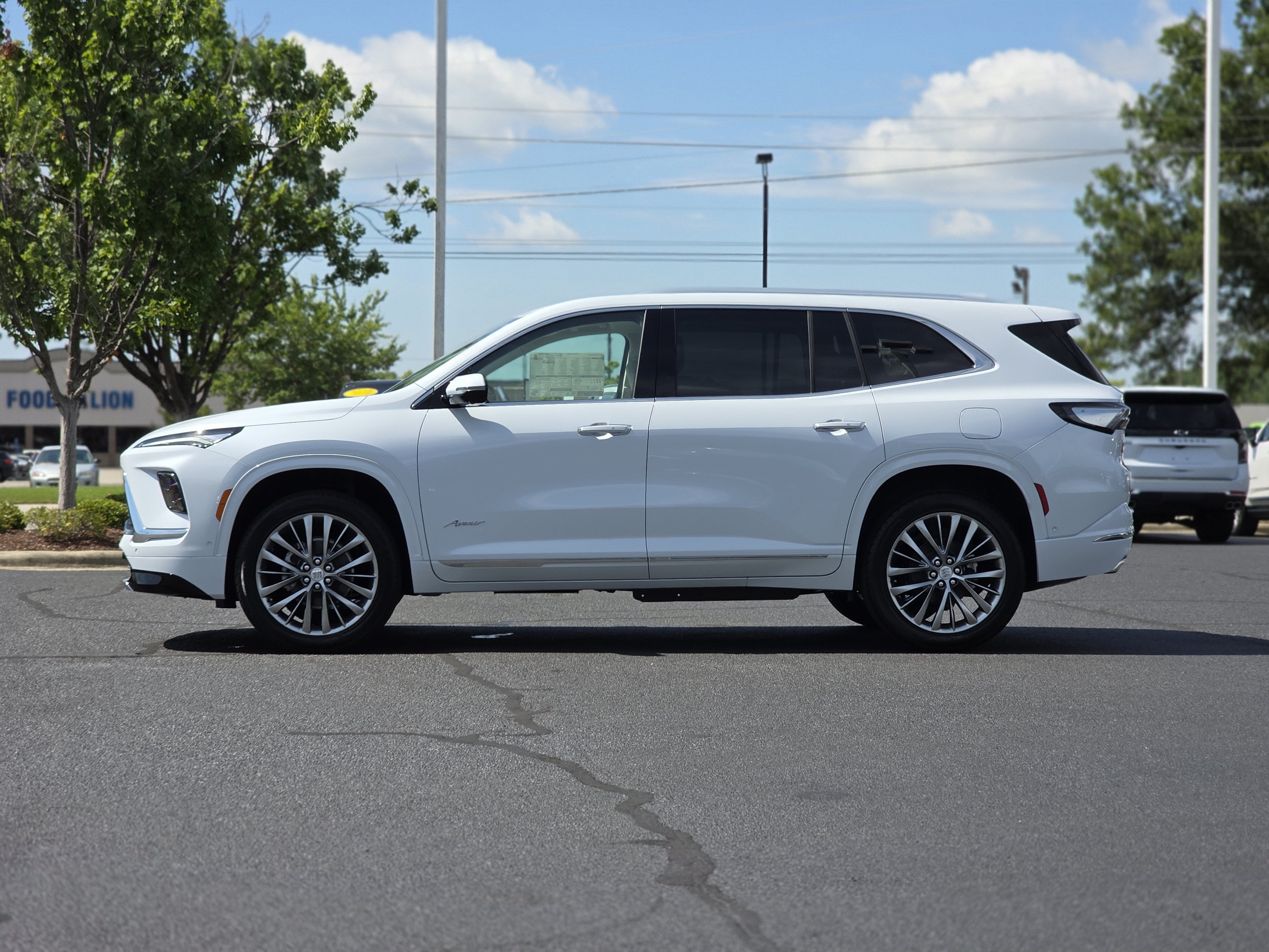 2026 Buick Enclave Avenir